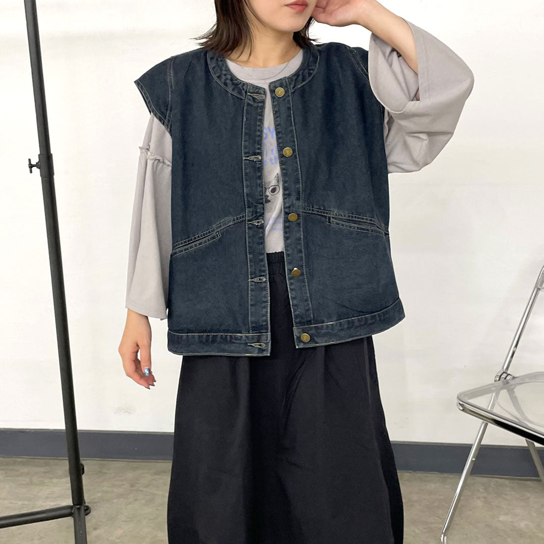 シーアールビー CRB ノーカラーデニムベスト （サックスブルー） サックスブルー