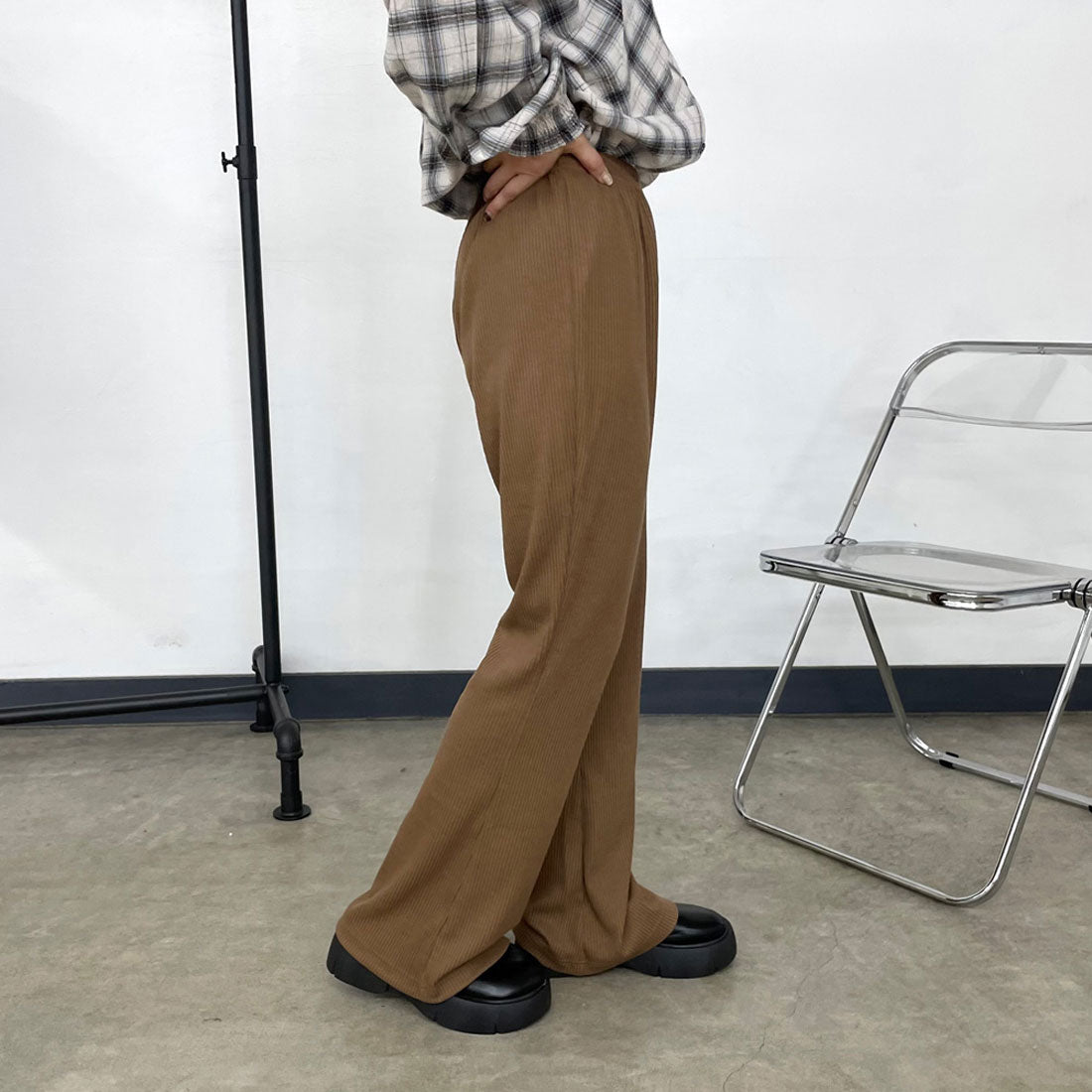 シーアールビー CRB カットリブフレアパンツ （グリーン） グリーン