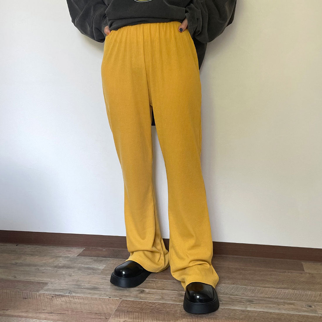 シーアールビー CRB カットリブフレアパンツ （グリーン） グリーン