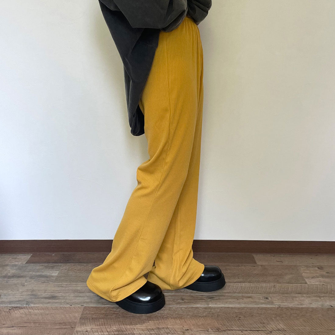 シーアールビー CRB カットリブフレアパンツ （グリーン） グリーン