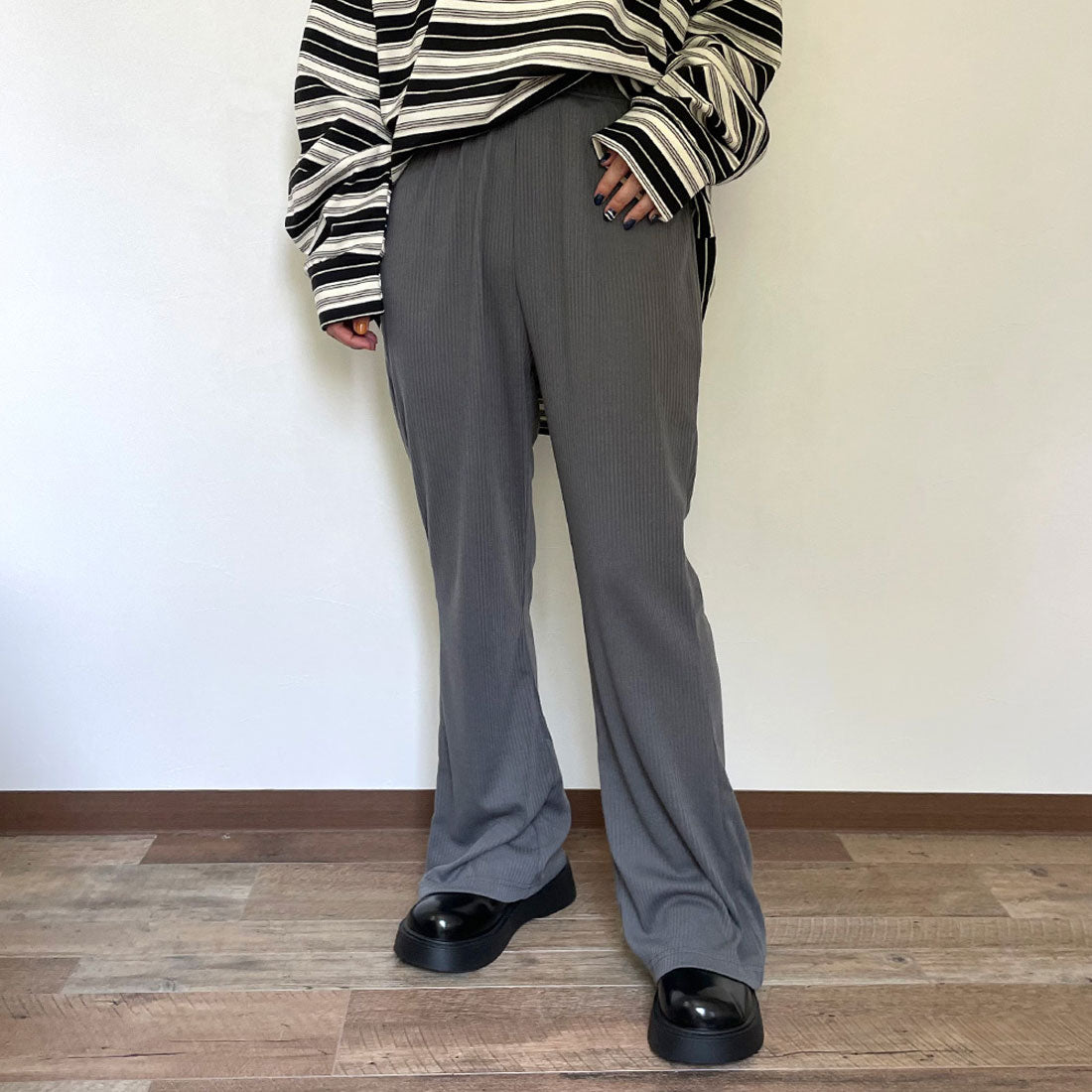シーアールビー CRB カットリブフレアパンツ （グリーン） グリーン