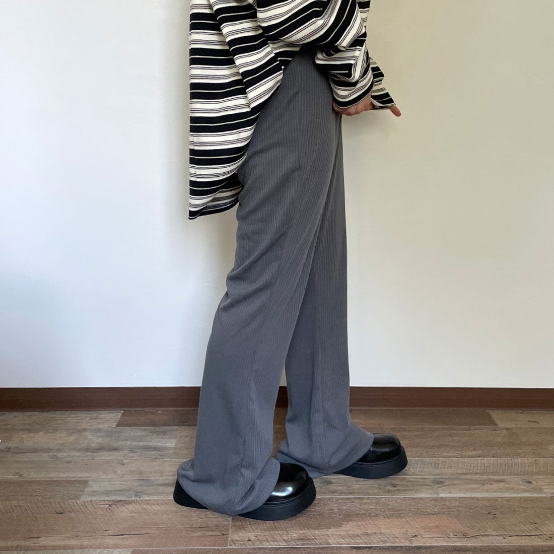 シーアールビー CRB カットリブフレアパンツ （グリーン） グリーン