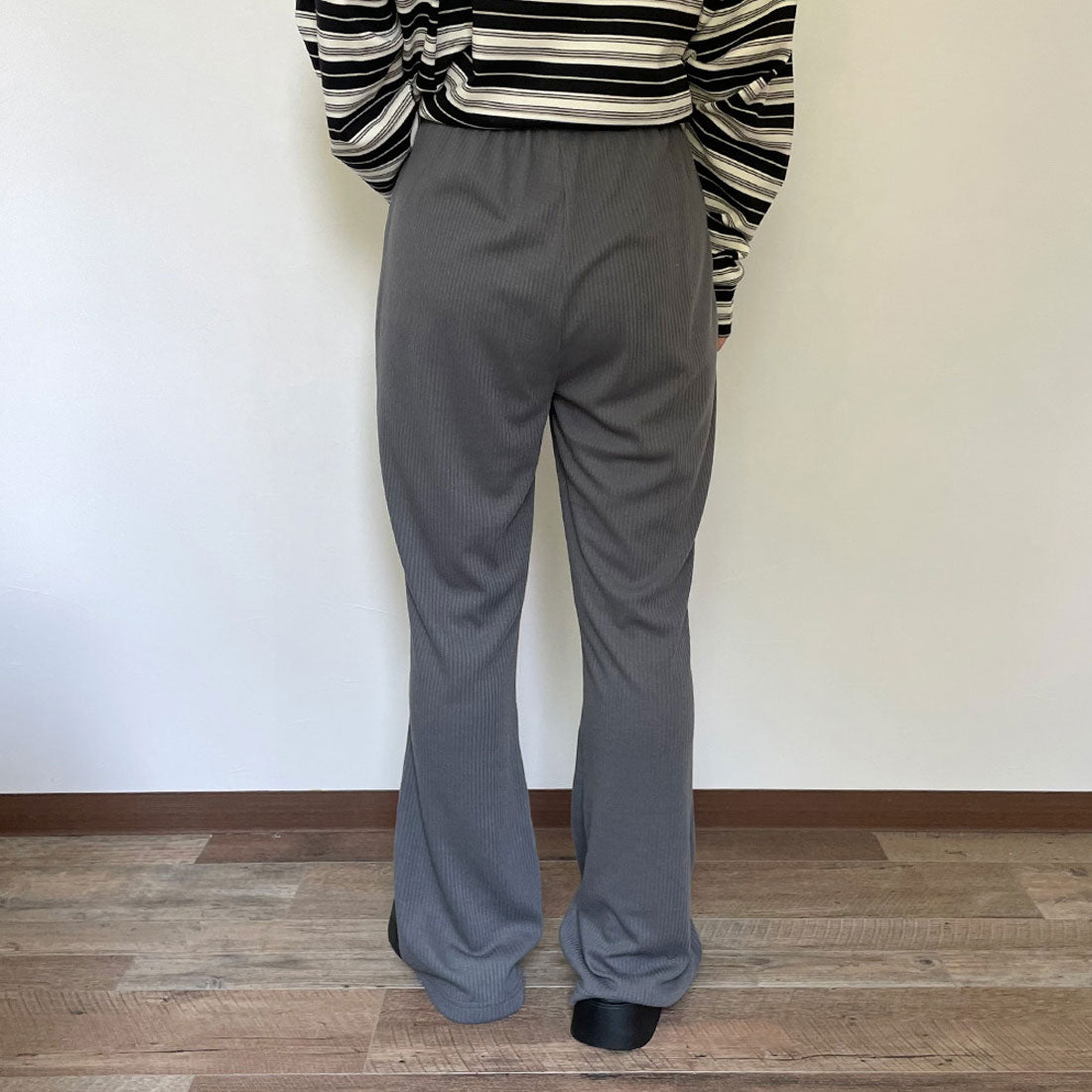 シーアールビー CRB カットリブフレアパンツ （グリーン） グリーン