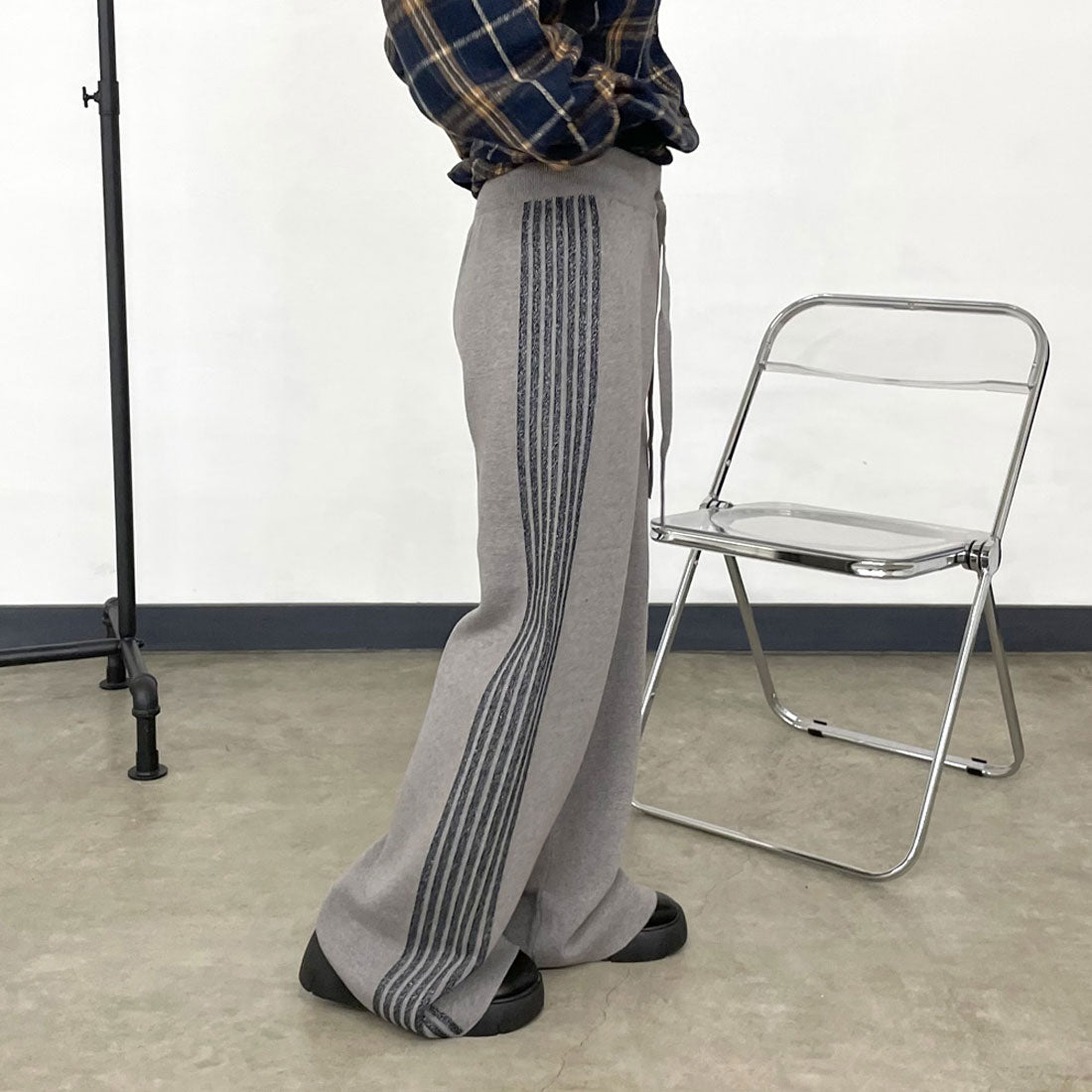 シーアールビー CRB ラインニットワイドパンツ （グレー） グレー