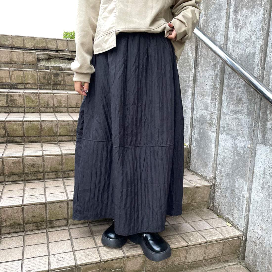 シーアールビー CRB 切替コクーンスカート （グレー） グレー