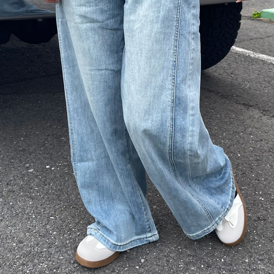 シーアールビー CRB ストレートデニムパンツ （ブルー） ブルー