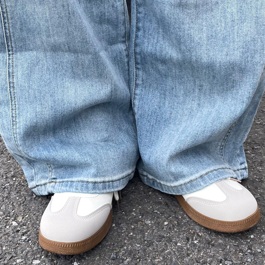 シーアールビー CRB ストレートデニムパンツ （ブルー） ブルー