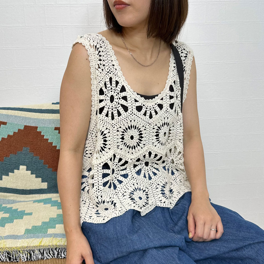 シーアールビー CRB クロシェベスト