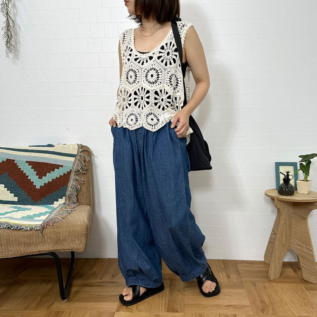 シーアールビー CRB クロシェベスト