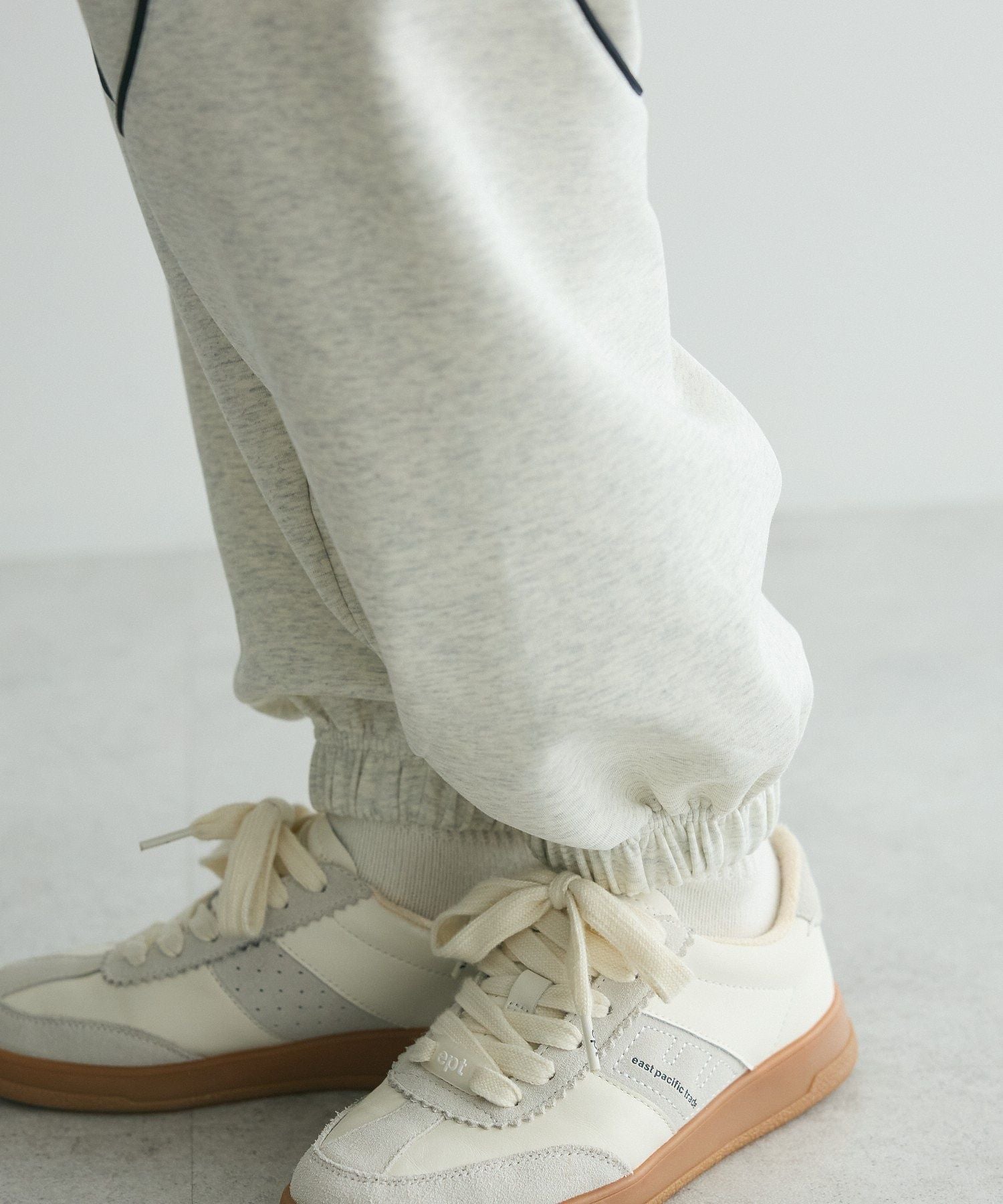 CRAFT STANDARD BOUTIQUE URANIWA TRACK PANTS