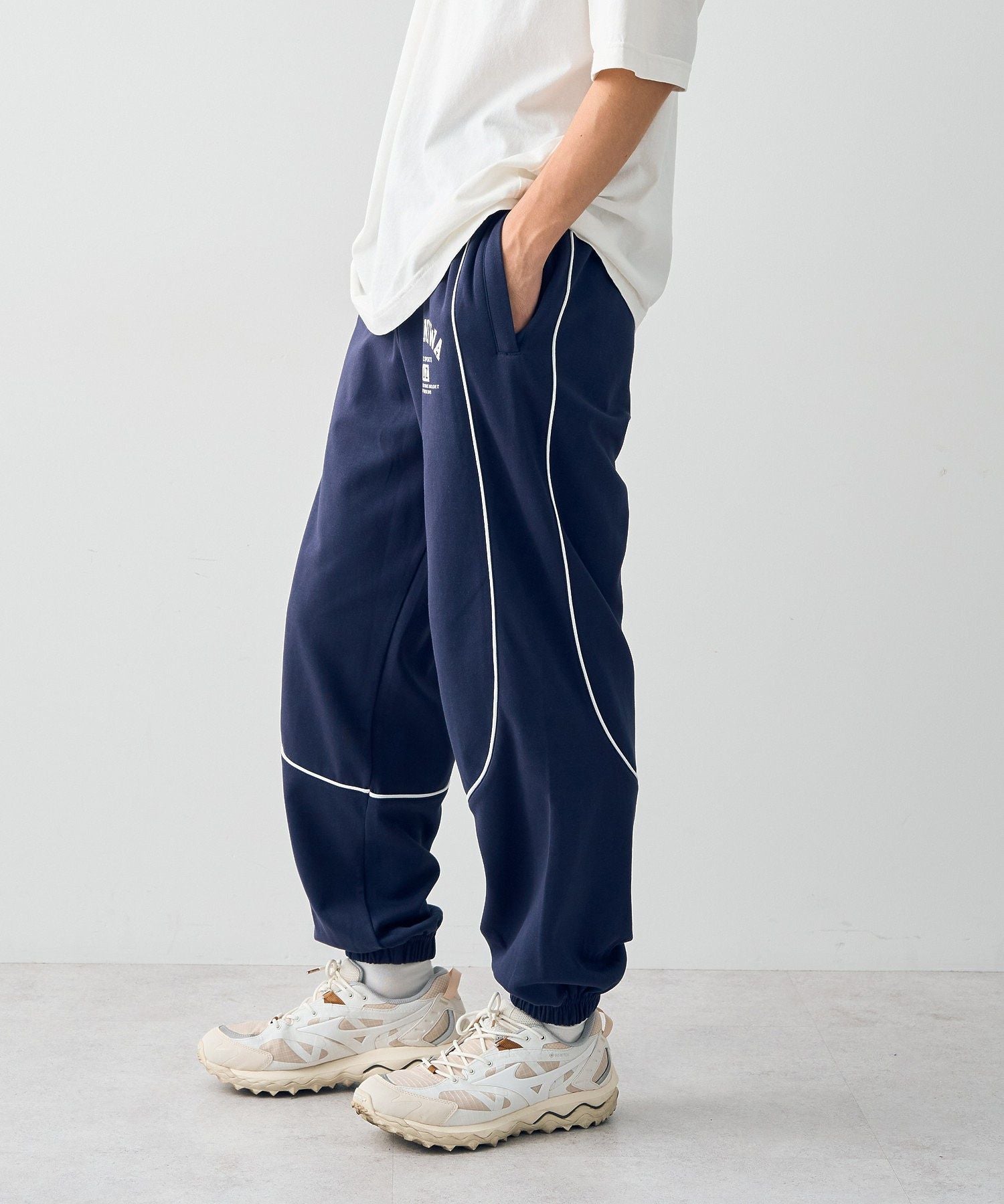 CRAFT STANDARD BOUTIQUE URANIWA TRACK PANTS