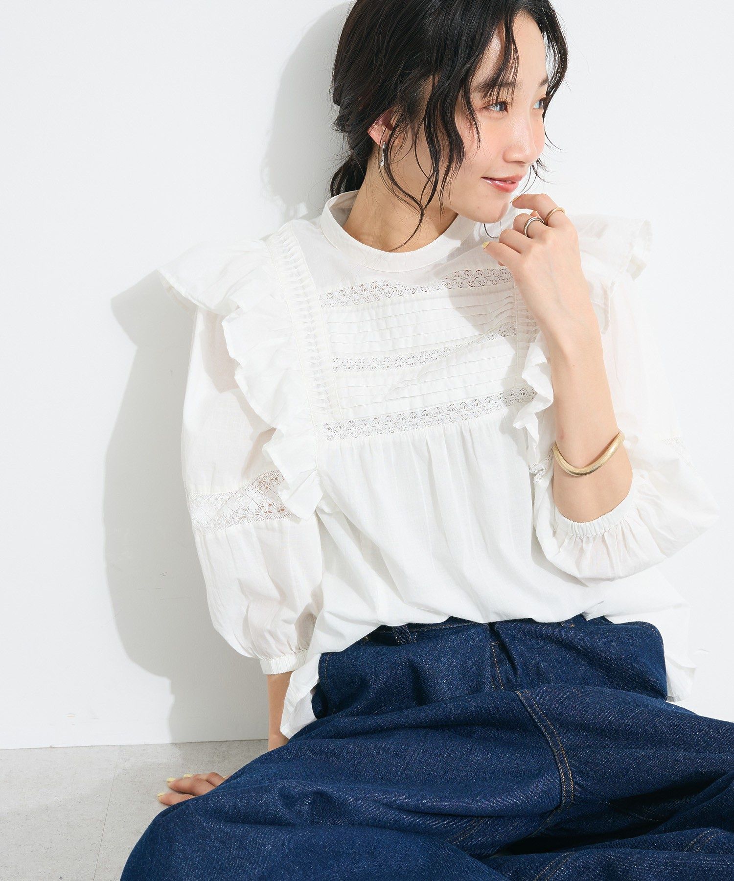 クラフトスタンダードブティック CRAFT STANDARD BOUTIQUE フリル使いマニーレースピンタックブラウス （ホワイト） ホワイト