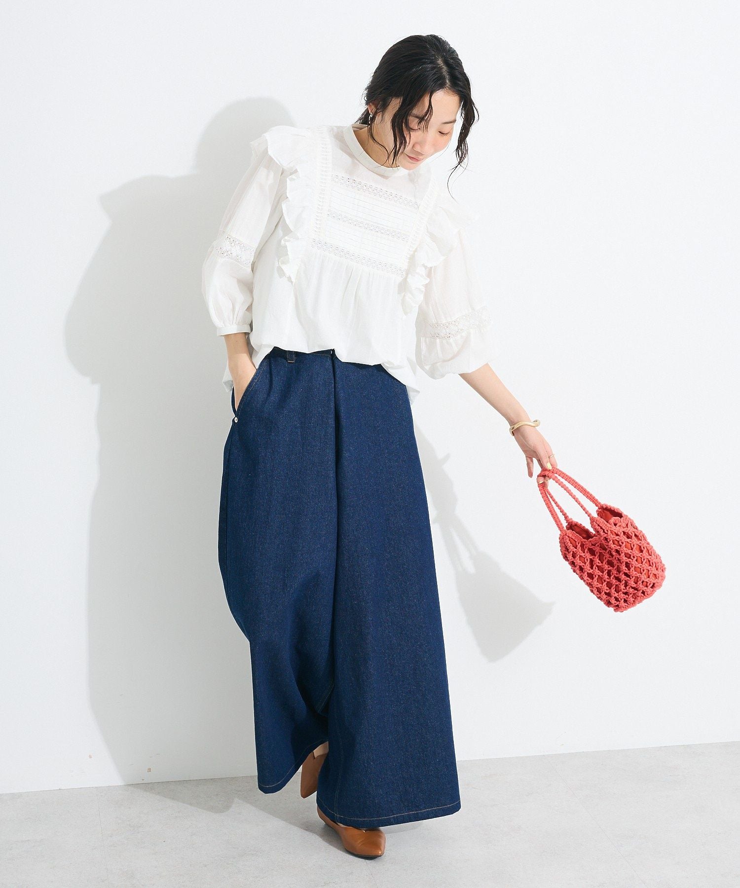 クラフトスタンダードブティック CRAFT STANDARD BOUTIQUE フリル使いマニーレースピンタックブラウス （ホワイト） ホワイト