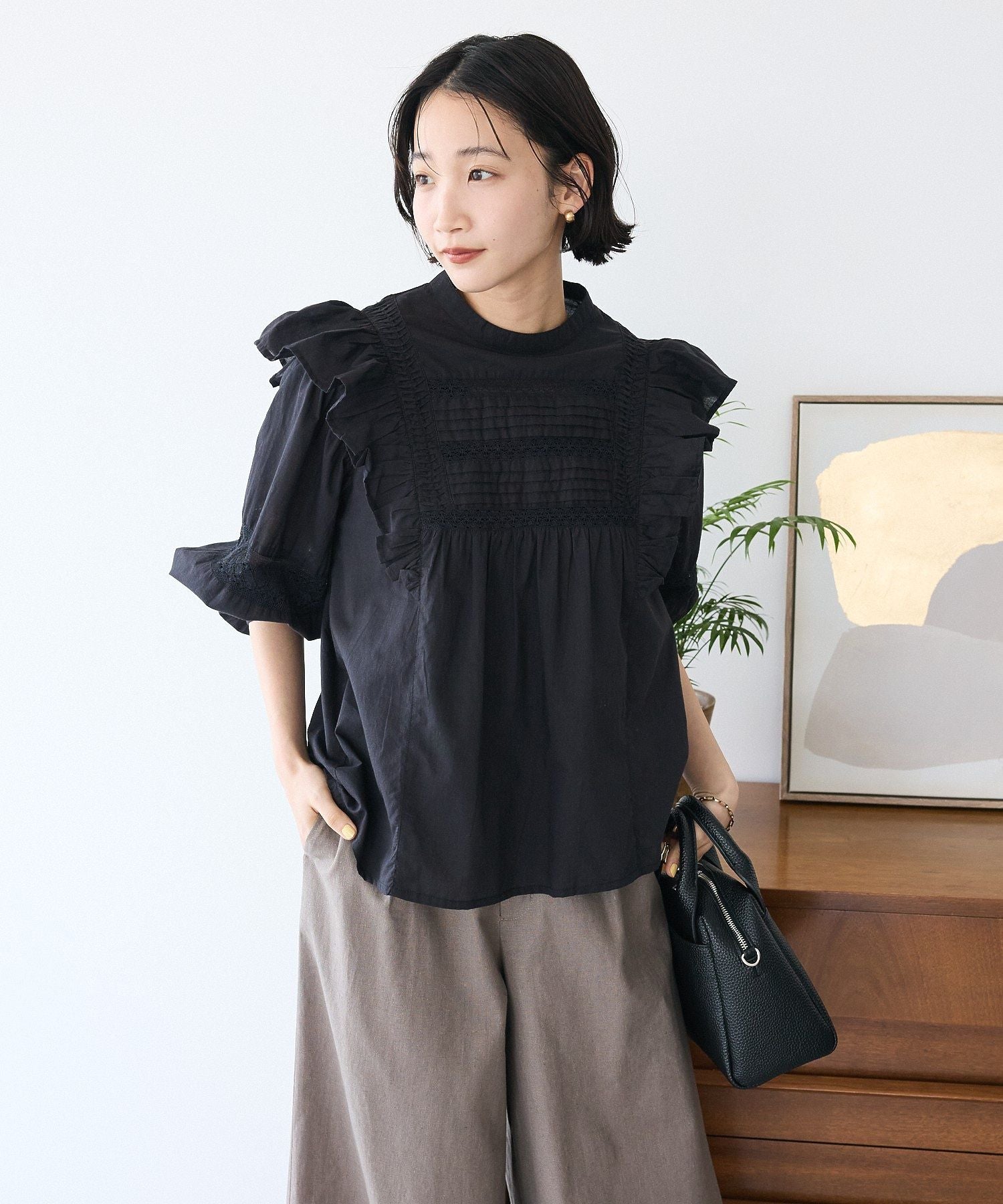 クラフトスタンダードブティック CRAFT STANDARD BOUTIQUE フリル使いマニーレースピンタックブラウス （ホワイト） ホワイト