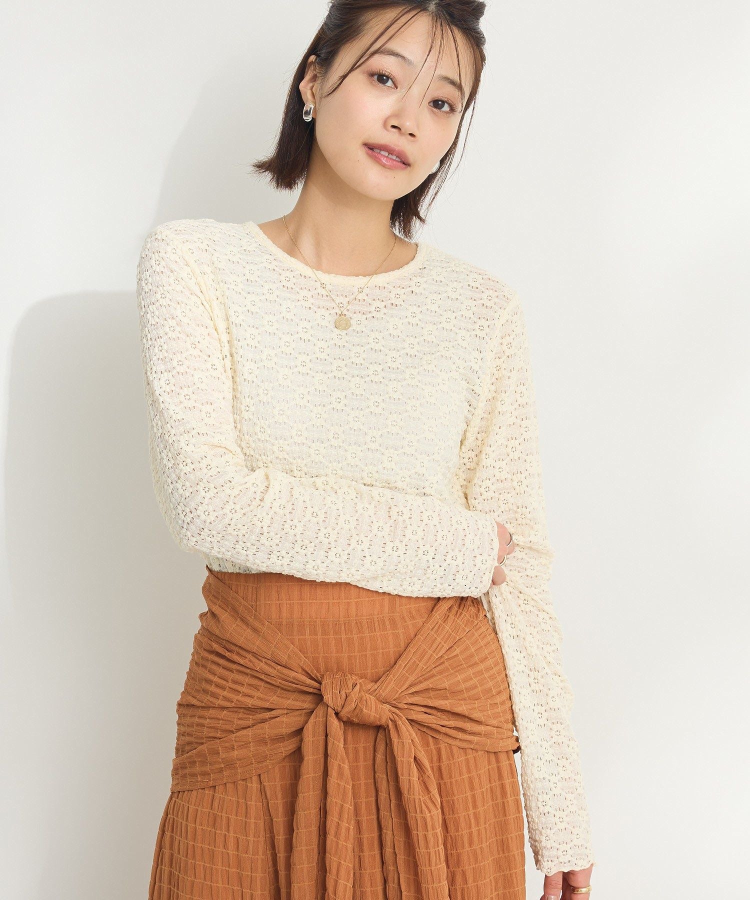 クラフトスタンダードブティック CRAFT STANDARD BOUTIQUE 花柄レースシャーリングプルオーバー （ブラック） ブラック