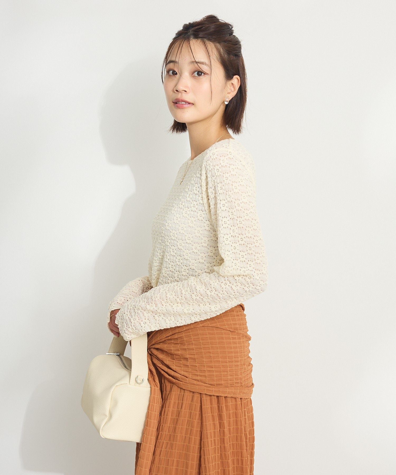 クラフトスタンダードブティック CRAFT STANDARD BOUTIQUE 花柄レースシャーリングプルオーバー （ブラック） ブラック