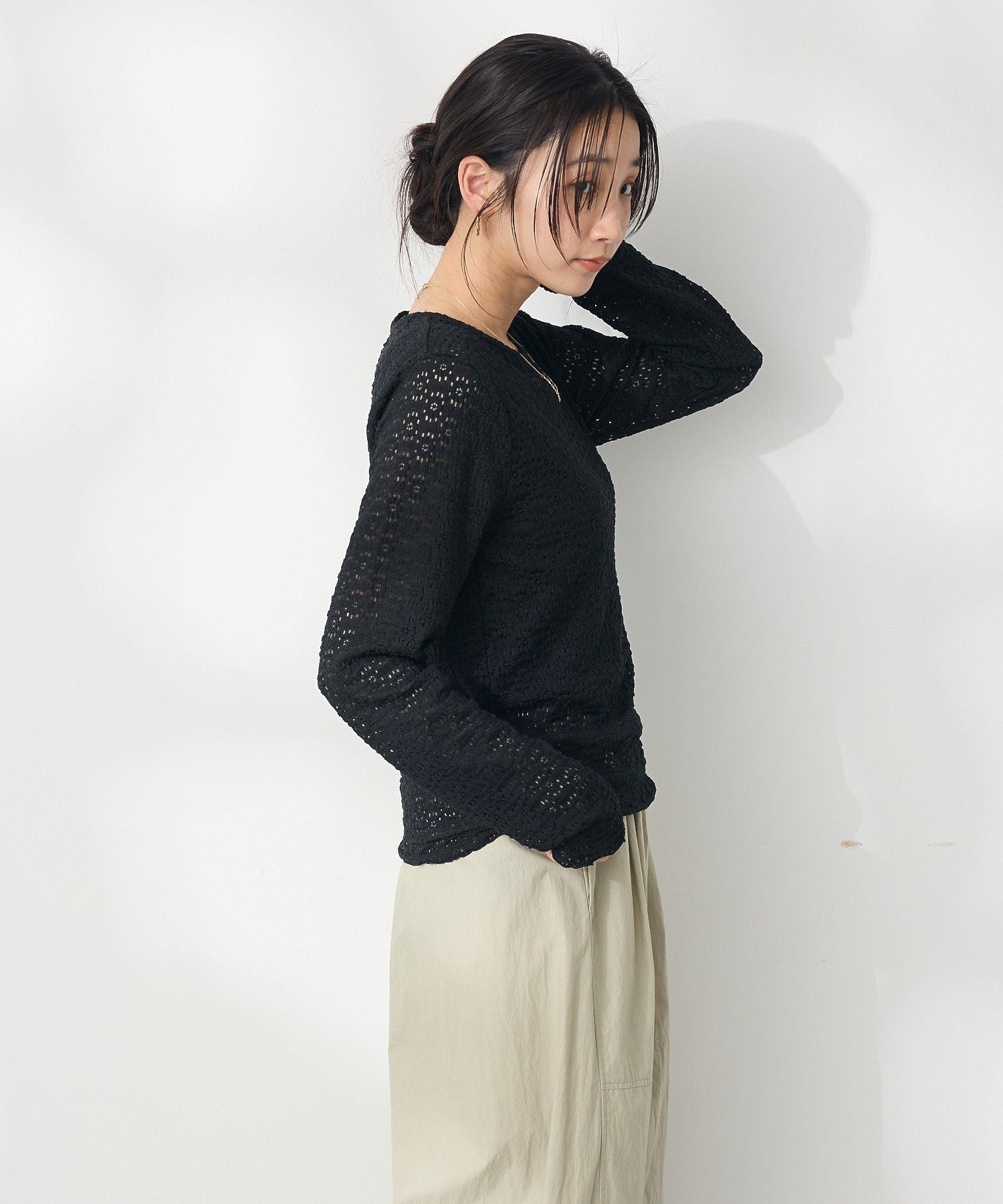 クラフトスタンダードブティック CRAFT STANDARD BOUTIQUE 花柄レースシャーリングプルオーバー （ブラック） ブラック