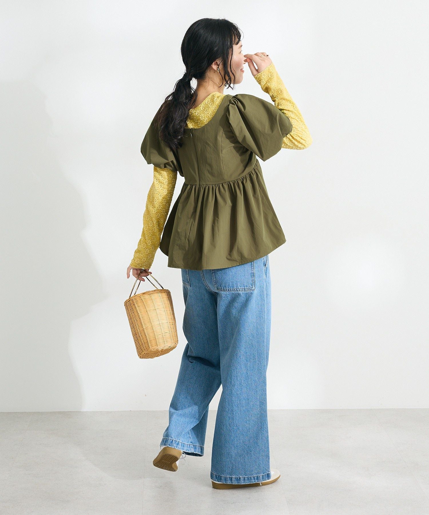 クラフトスタンダードブティック CRAFT STANDARD BOUTIQUE 花柄レースシャーリングプルオーバー （ブラック） ブラック