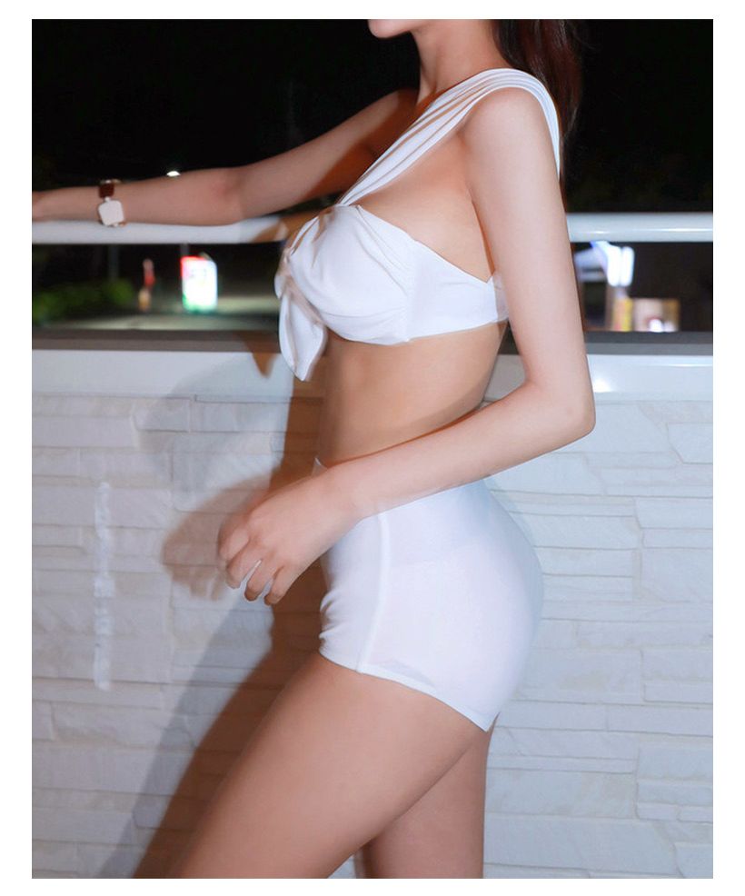 ニナエリナ Nina et Lina ツイストバンドゥビキニ【返品不可商品】 （モカ） モカ