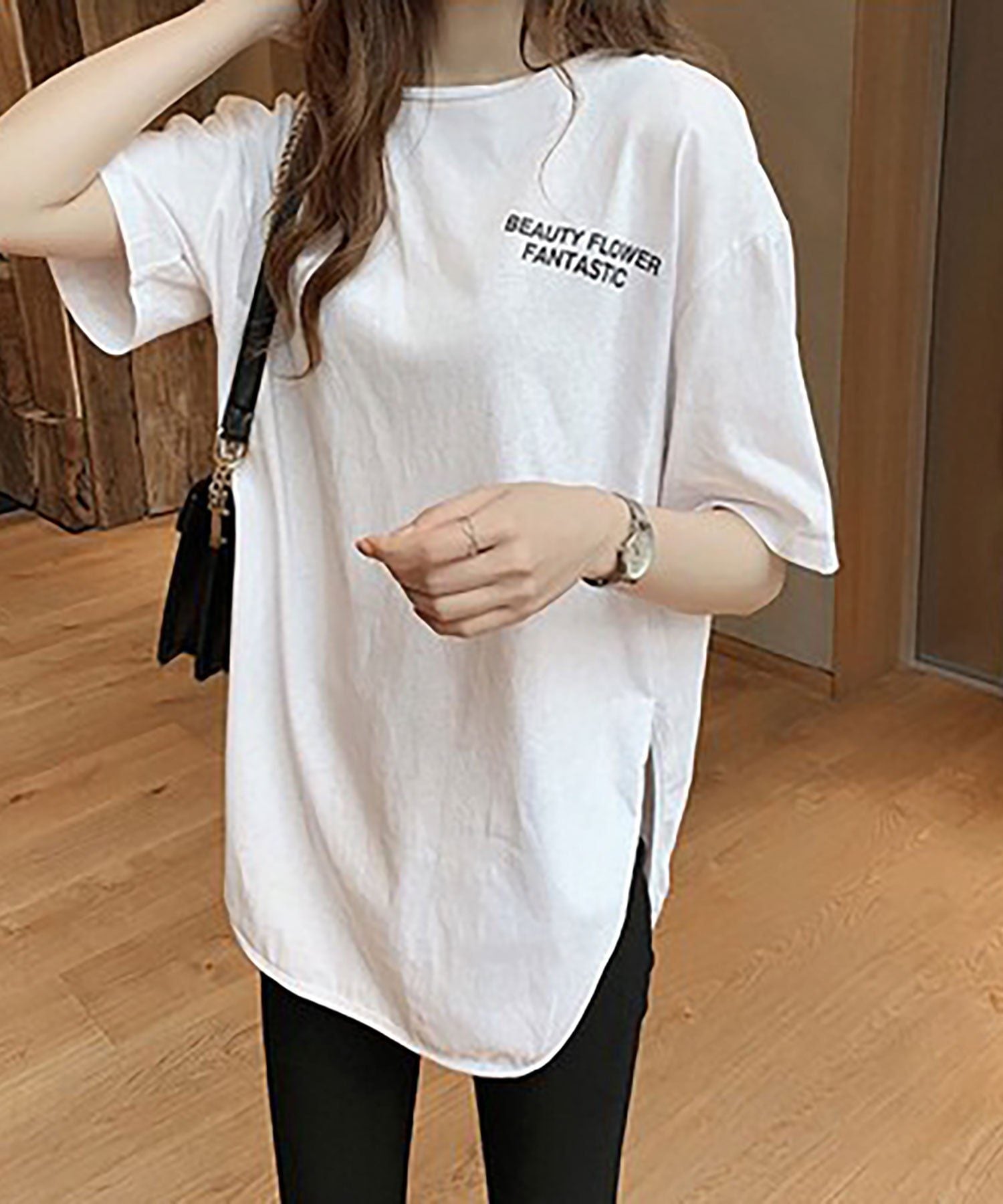 ニナエリナ Nina et Lina サイドスリットクルーネックTシャツ