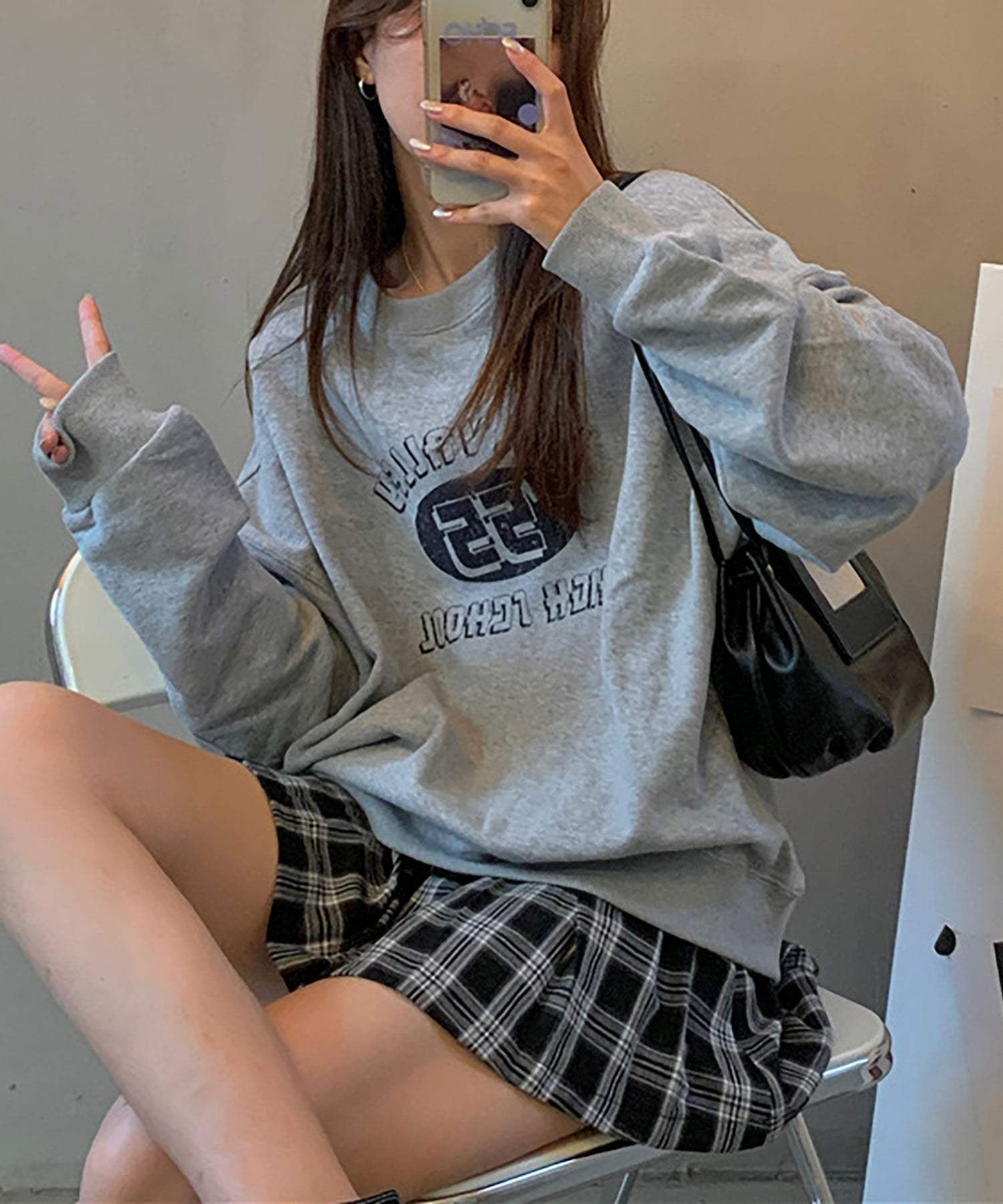 ニナエリナ Nina et Lina 裏毛 HILL VALLEY HIGH SCHOOL 英字ロゴトレーナー （グレー） グレー