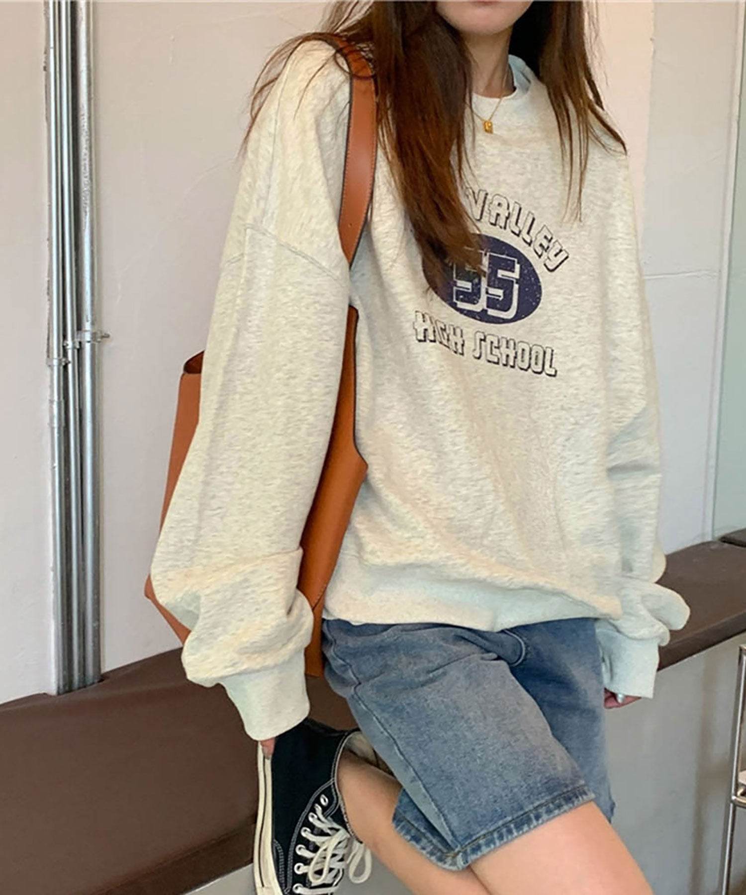 ニナエリナ Nina et Lina 裏毛 HILL VALLEY HIGH SCHOOL 英字ロゴトレーナー （グレー） グレー