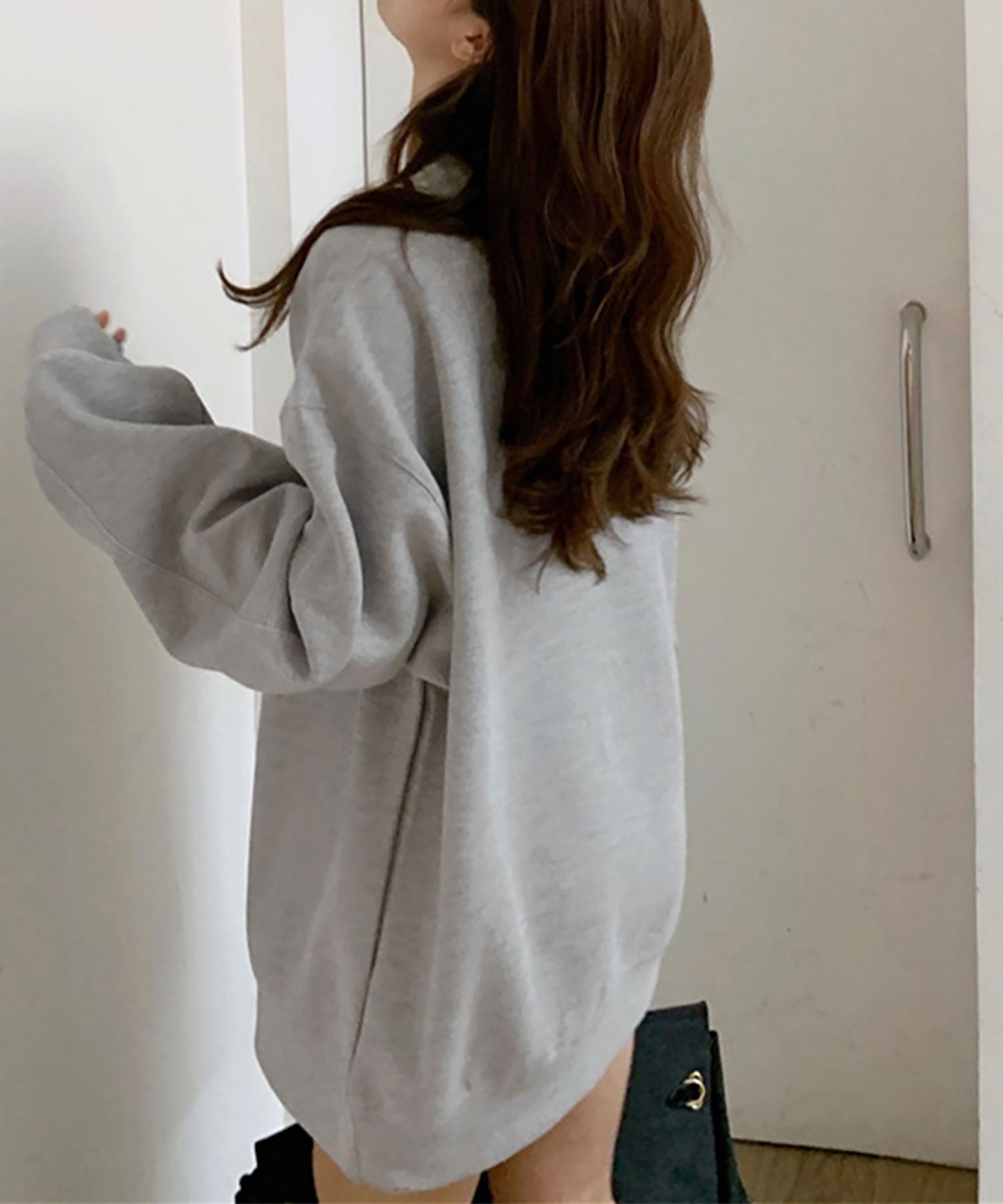 ニナエリナ Nina et Lina 裏起毛 CHNG 英字アーチロゴトレーナー （グレー） グレー