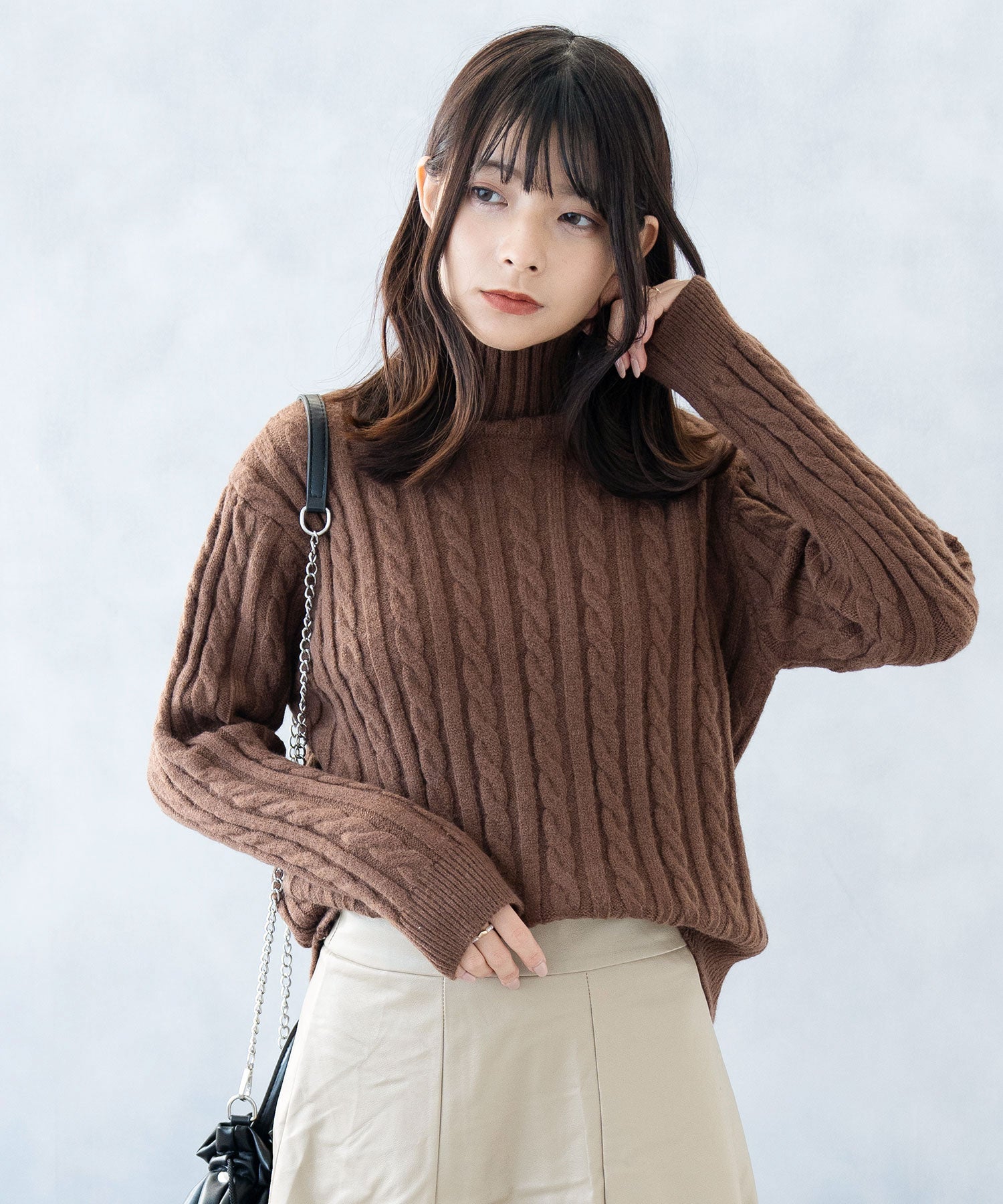 ニナエリナ Nina et Lina ハイネックニットトップス （ブラウン） ブラウン