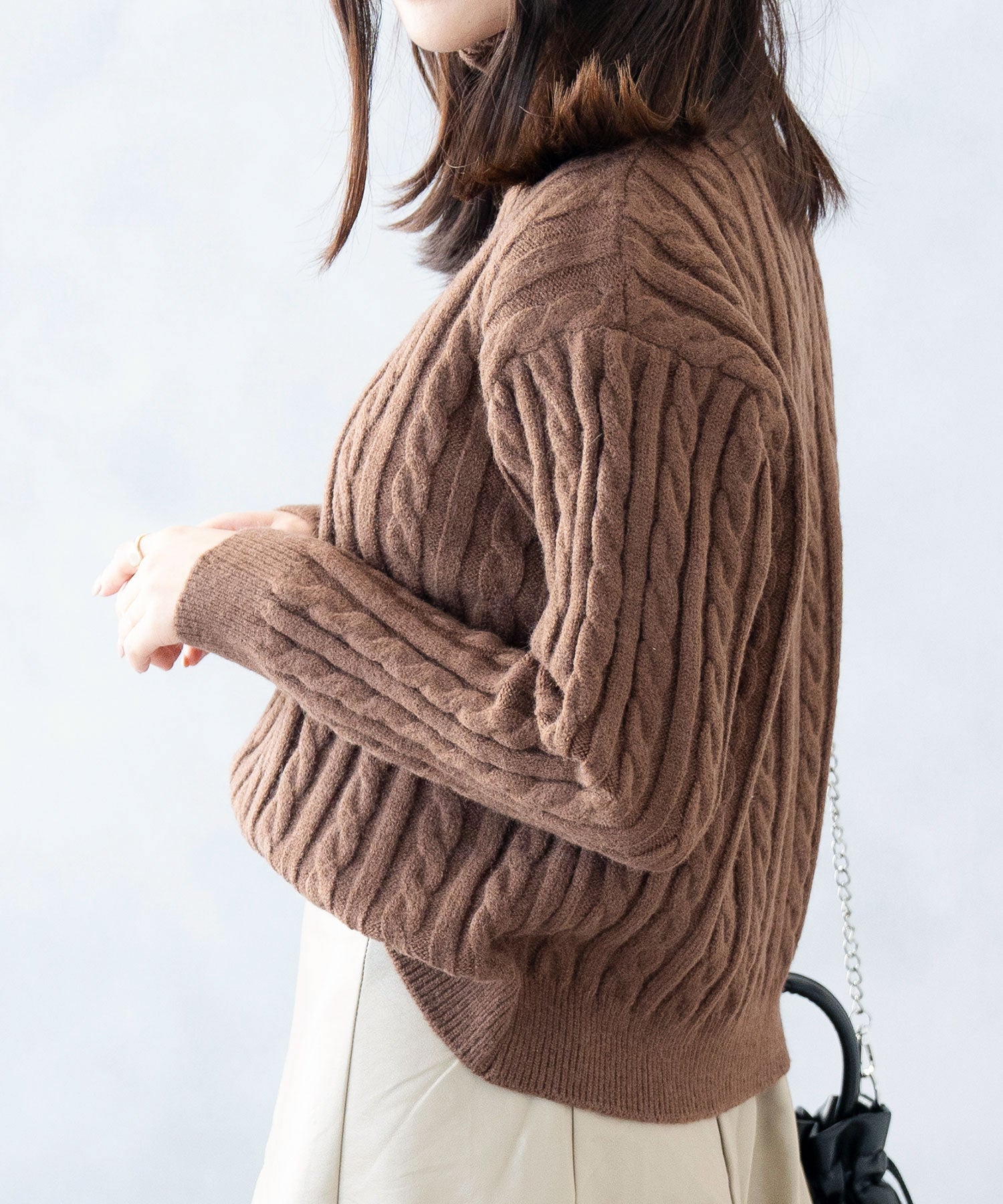 ニナエリナ Nina et Lina ハイネックニットトップス （ブラウン） ブラウン