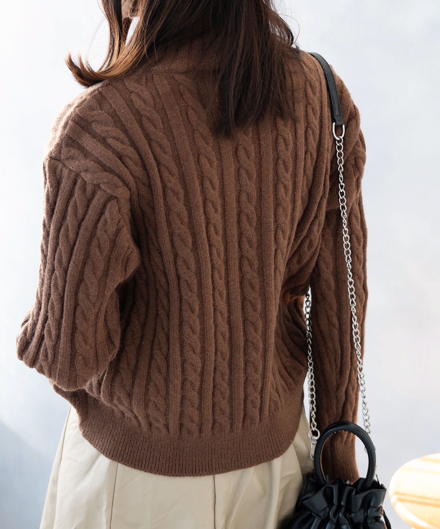 ニナエリナ Nina et Lina ハイネックニットトップス （ブラウン） ブラウン