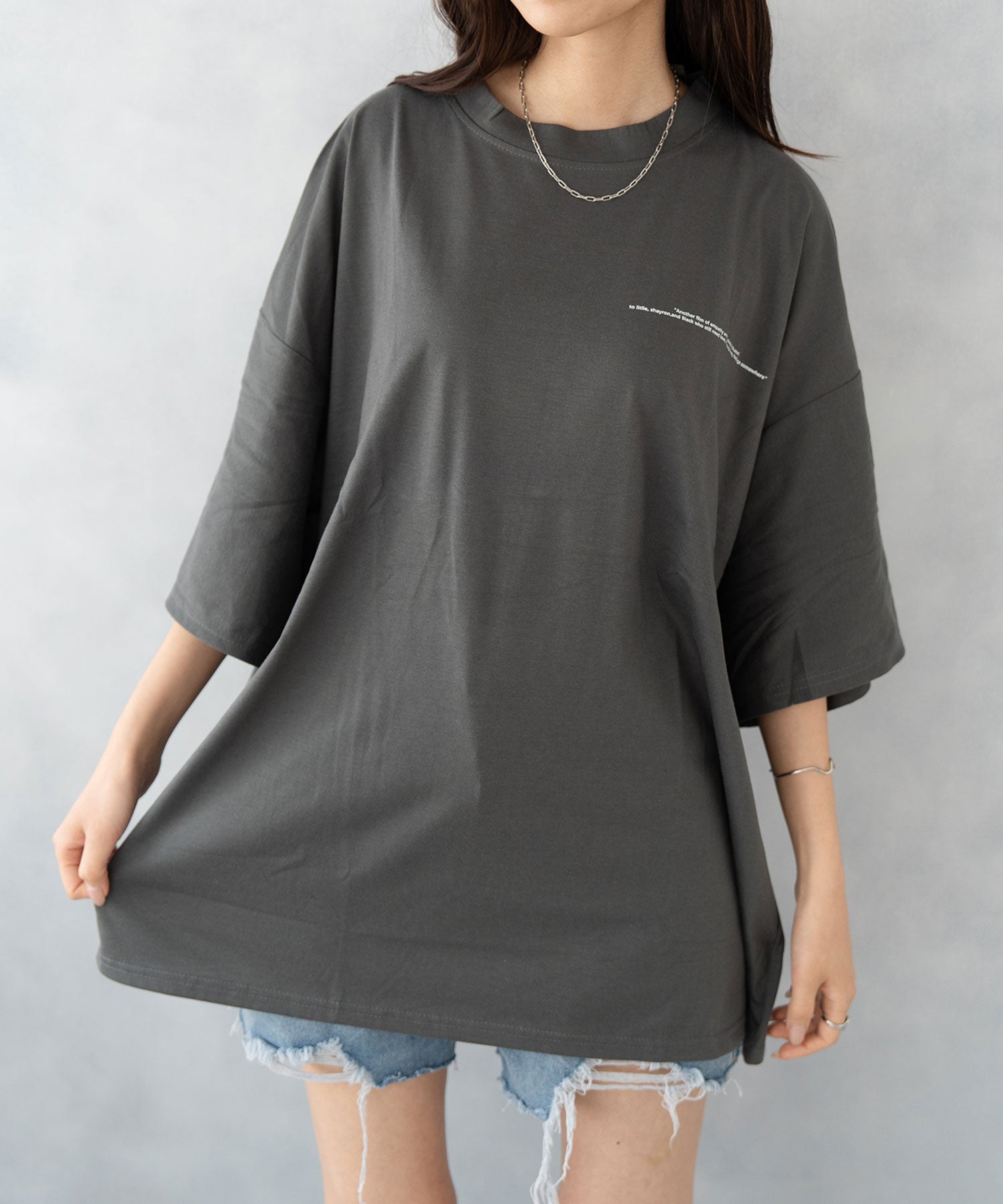 ニナエリナ Nina et Lina フルムーンプリントオーバーサイズTシャツ （チャコールグレー） チャコールグレー