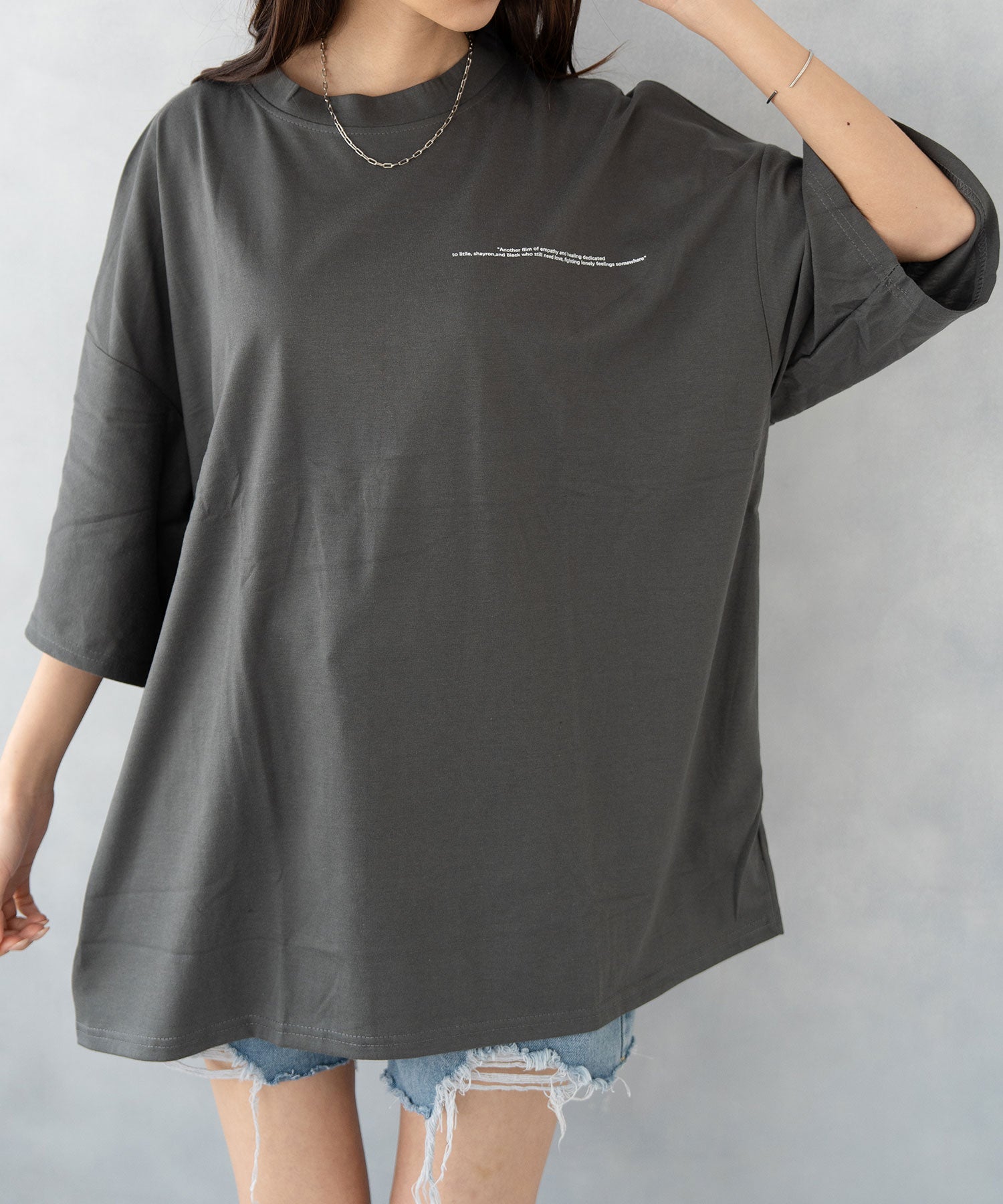 ニナエリナ Nina et Lina フルムーンプリントオーバーサイズTシャツ （チャコールグレー） チャコールグレー