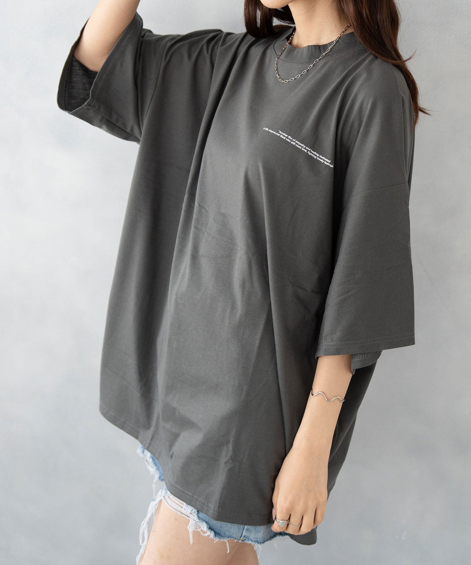 ニナエリナ Nina et Lina フルムーンプリントオーバーサイズTシャツ （チャコールグレー） チャコールグレー