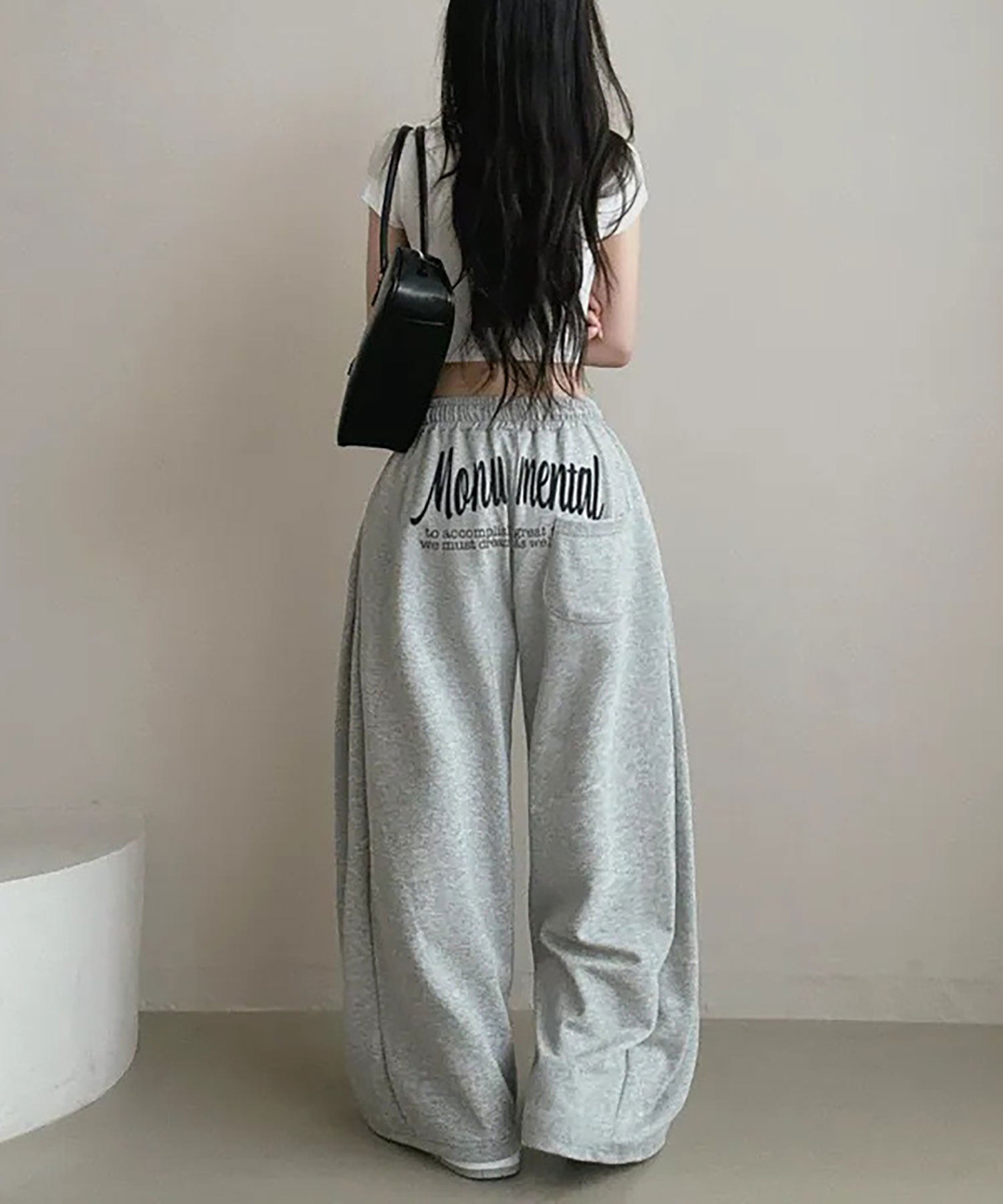 ニナエリナ Nina et Lina バックプリントスウェットパンツ （グレー） グレー