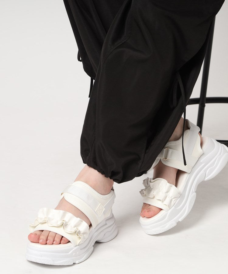 シーエス ティーアンドピー csT&P 厚底フリルスポサン （ホワイト(001)） ホワイト(001)