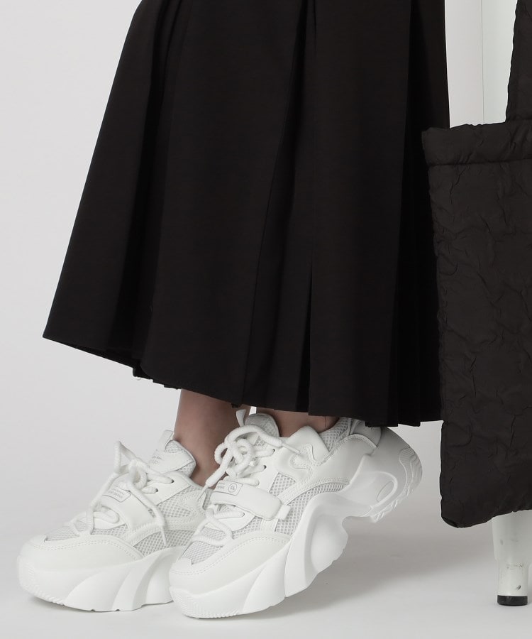 シーエス ティーアンドピー csT&P ボリューム紐厚底スニーカー （ホワイト(001)） ホワイト(001)