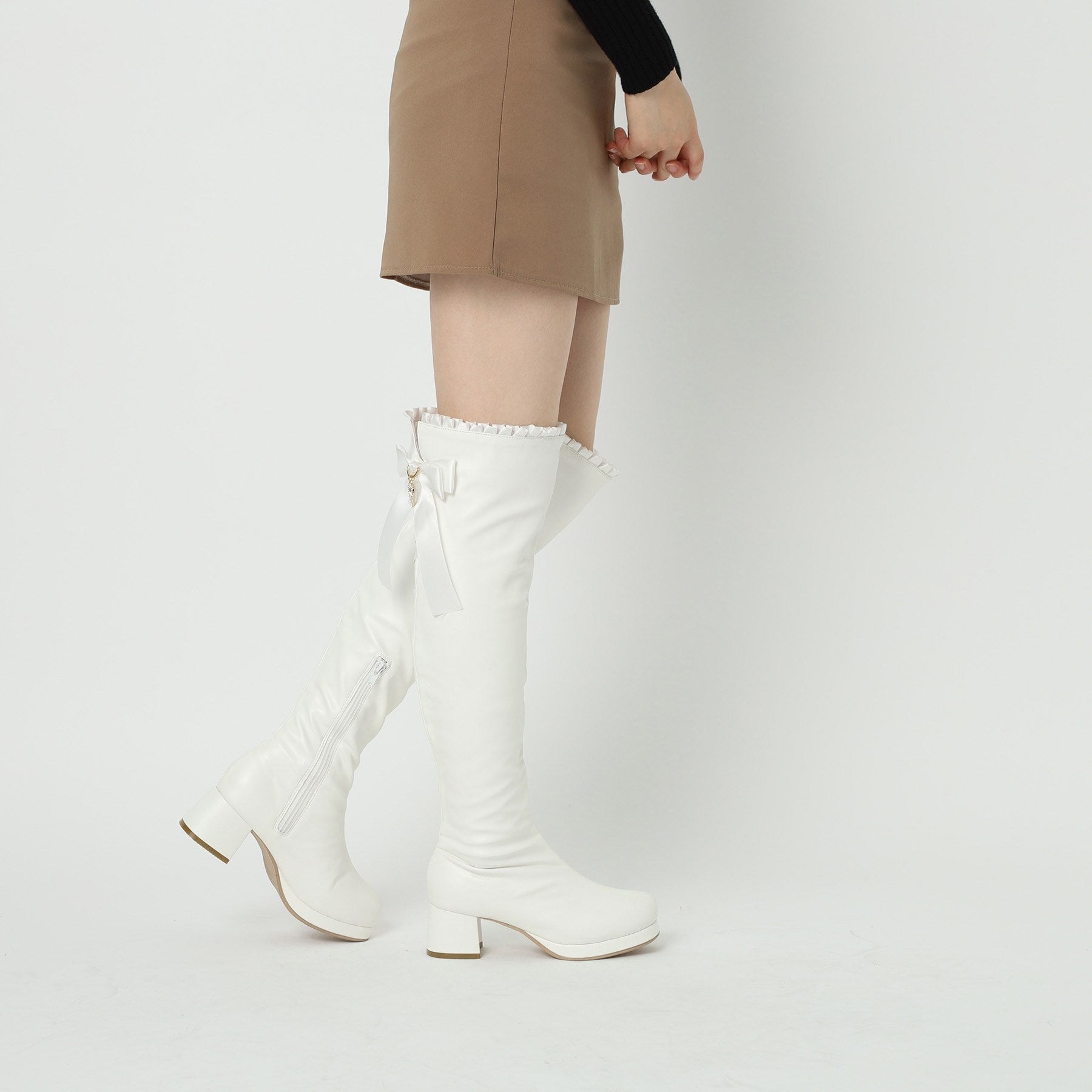 CS T&P Dreamy Ribbon Long Boots with Thick Sole