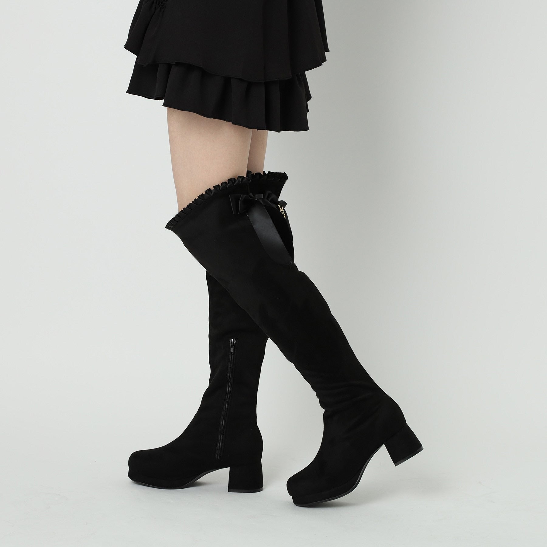 CS T&P Dreamy Ribbon Long Boots with Thick Sole