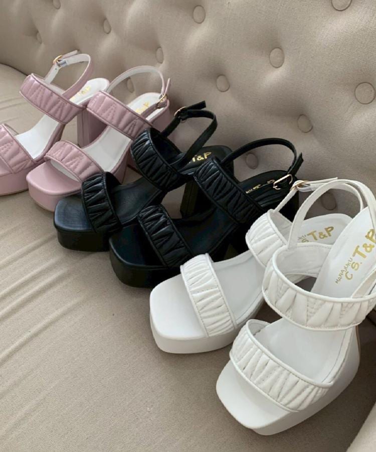 シーエス ティーアンドピー csT&P ギャザーダブルベルト チャンキーヒールサンダル （ブラック(019)） ブラック(019)