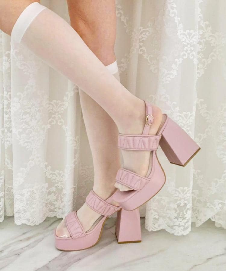 シーエス ティーアンドピー csT&P ギャザーダブルベルト チャンキーヒールサンダル （ブラック(019)） ブラック(019)