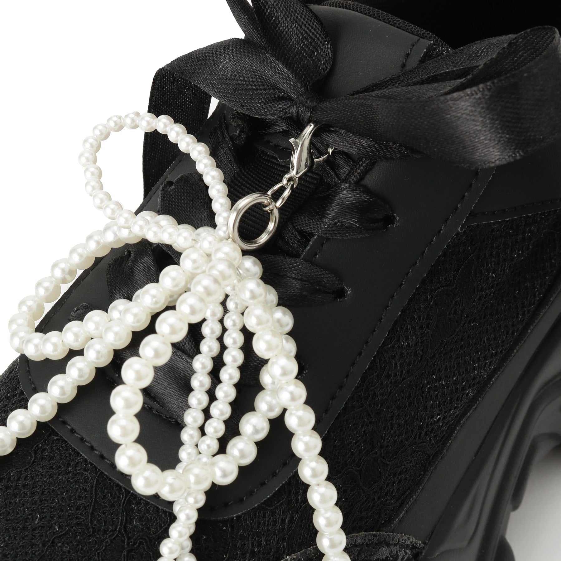 csT&P csT&P Thick-soled Lace Sneakers with Pearls