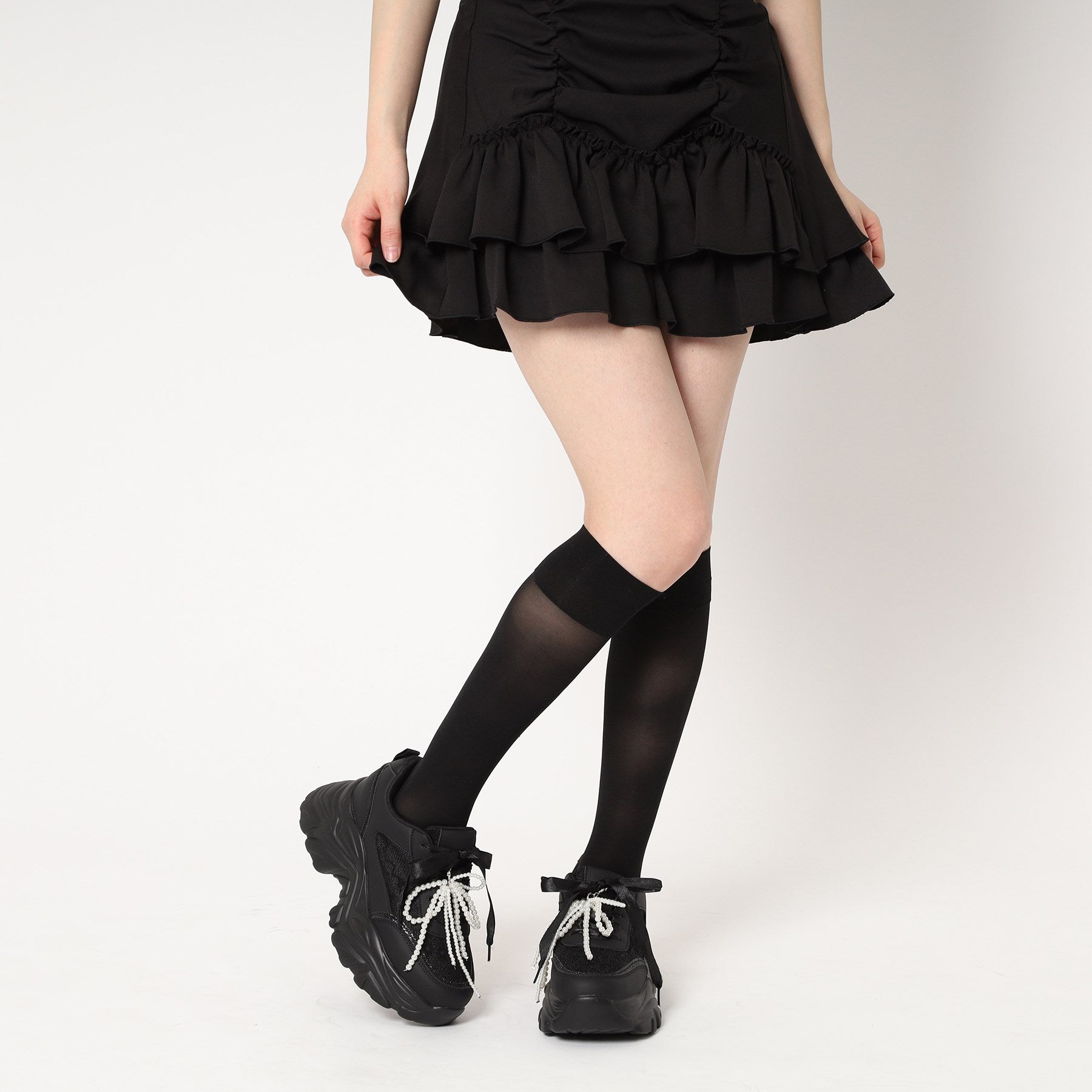 csT&P csT&P Thick-soled Lace Sneakers with Pearls