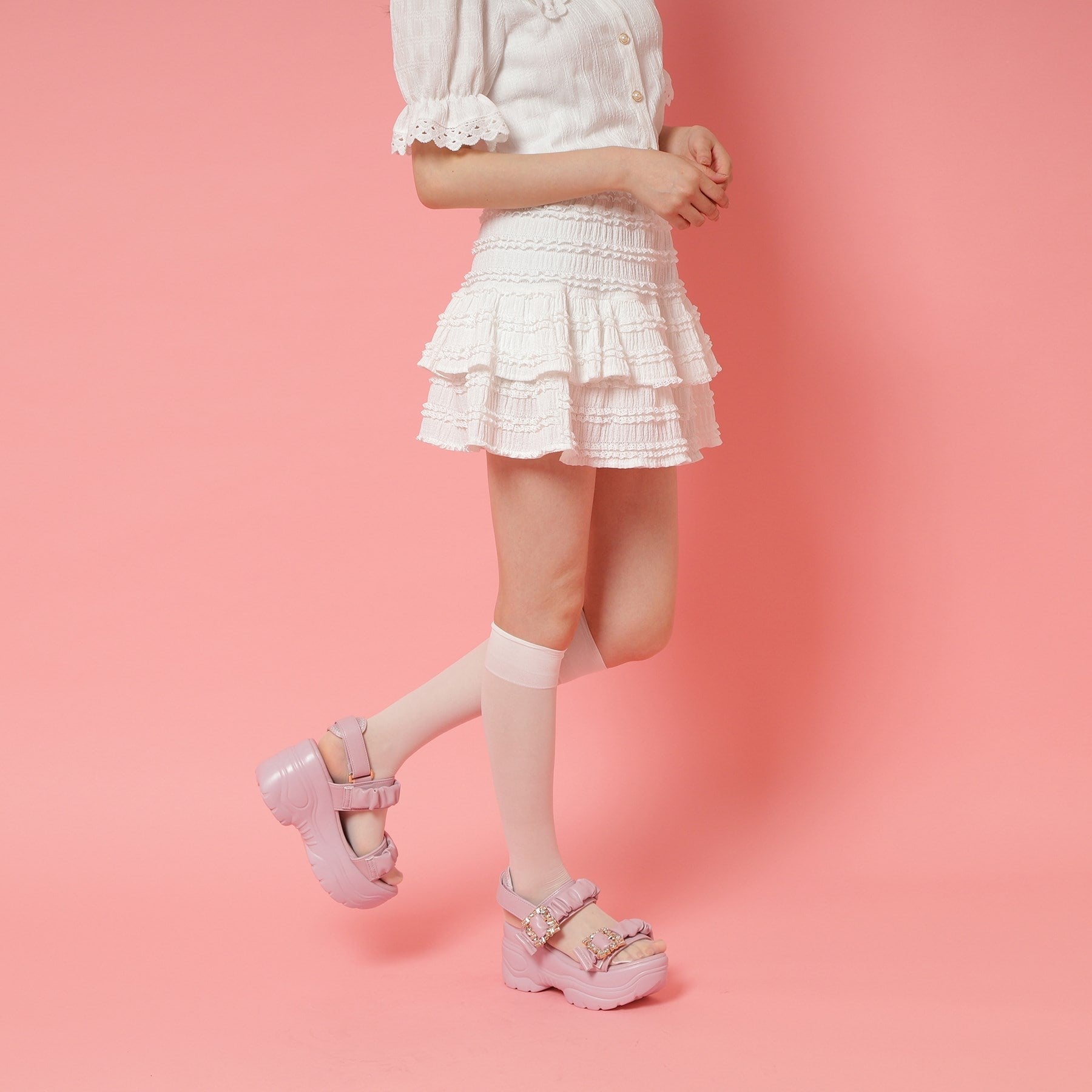 シーエス ティーアンドピー csT&P 厚底バックルサンダル （ベージュ(052)） ベージュ(052)