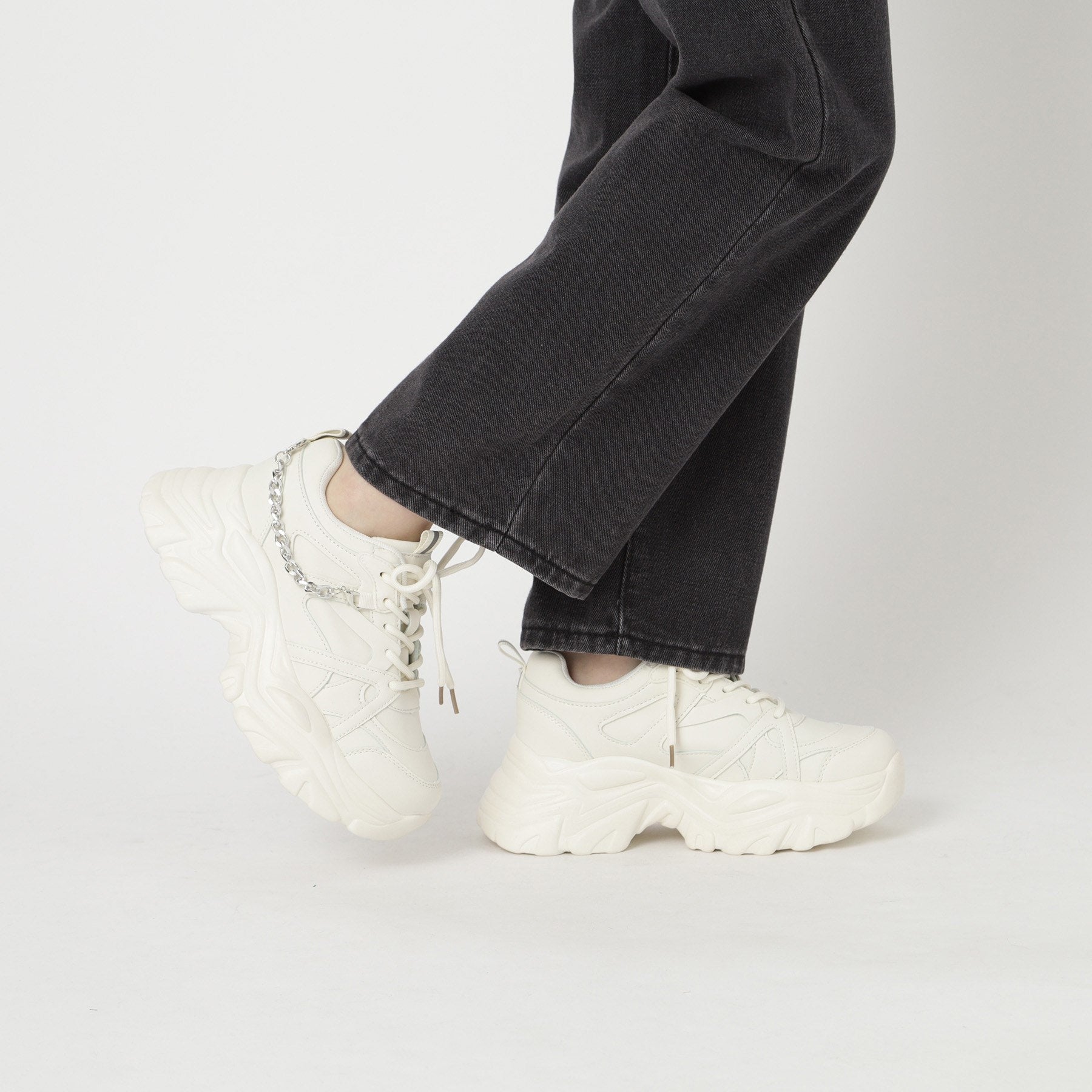 シーエス ティーアンドピー csT&P 【2WAYチェーン付き】軽量ボリュームソール厚底スニーカー （ブラウン(043)） ブラウン(043)