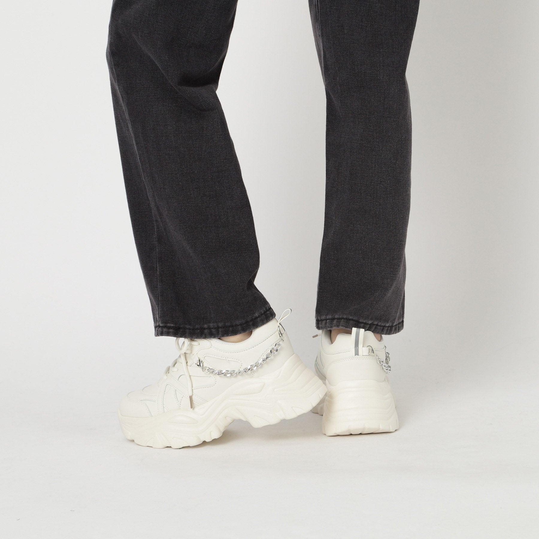 シーエス ティーアンドピー csT&P 【2WAYチェーン付き】軽量ボリュームソール厚底スニーカー （ブラウン(043)） ブラウン(043)