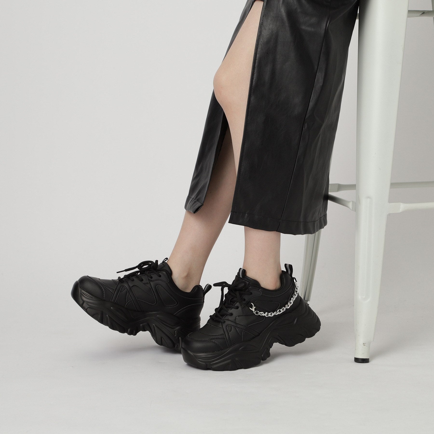 シーエス ティーアンドピー csT&P 【2WAYチェーン付き】軽量ボリュームソール厚底スニーカー （ブラウン(043)） ブラウン(043)