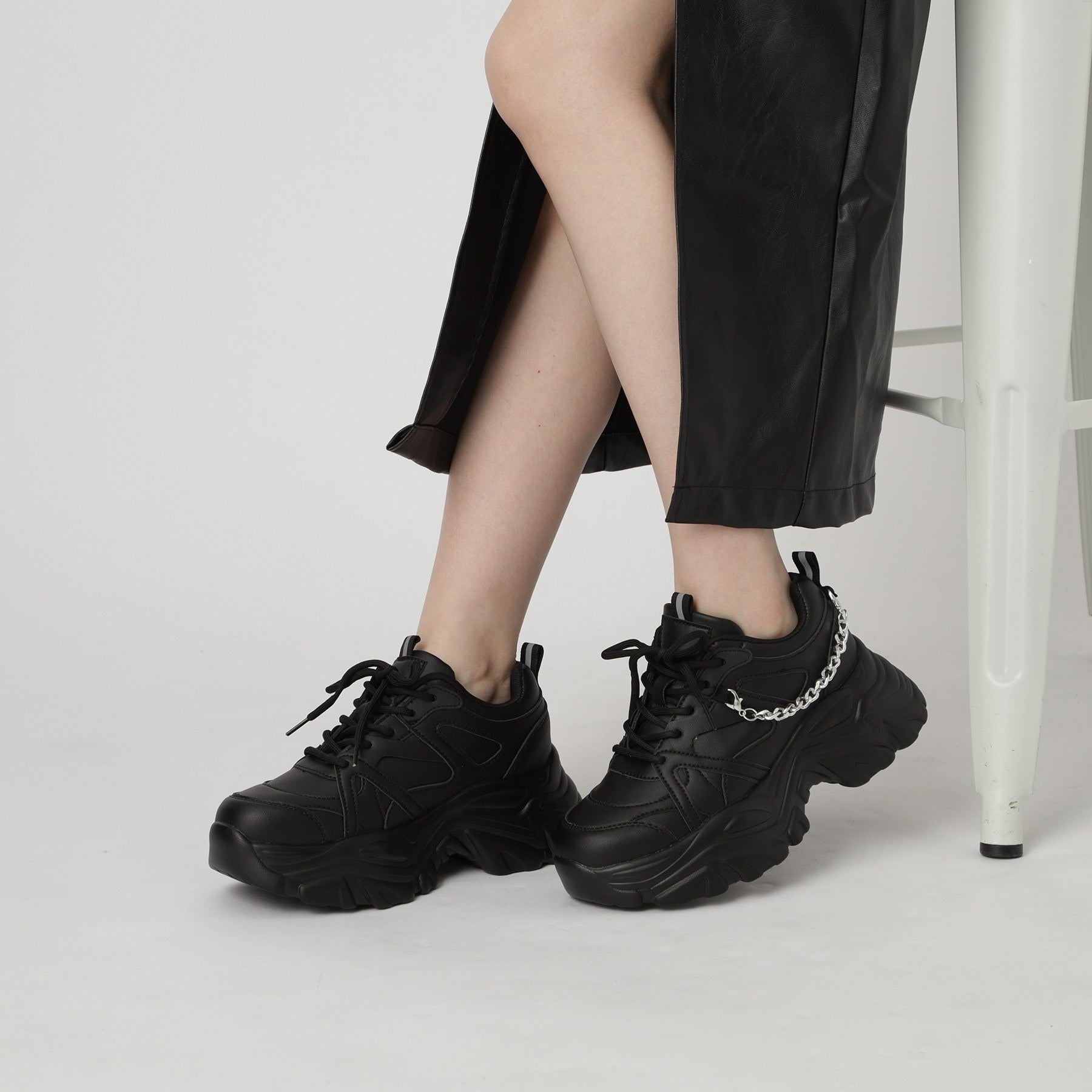 シーエス ティーアンドピー csT&P 【2WAYチェーン付き】軽量ボリュームソール厚底スニーカー （ブラウン(043)） ブラウン(043)