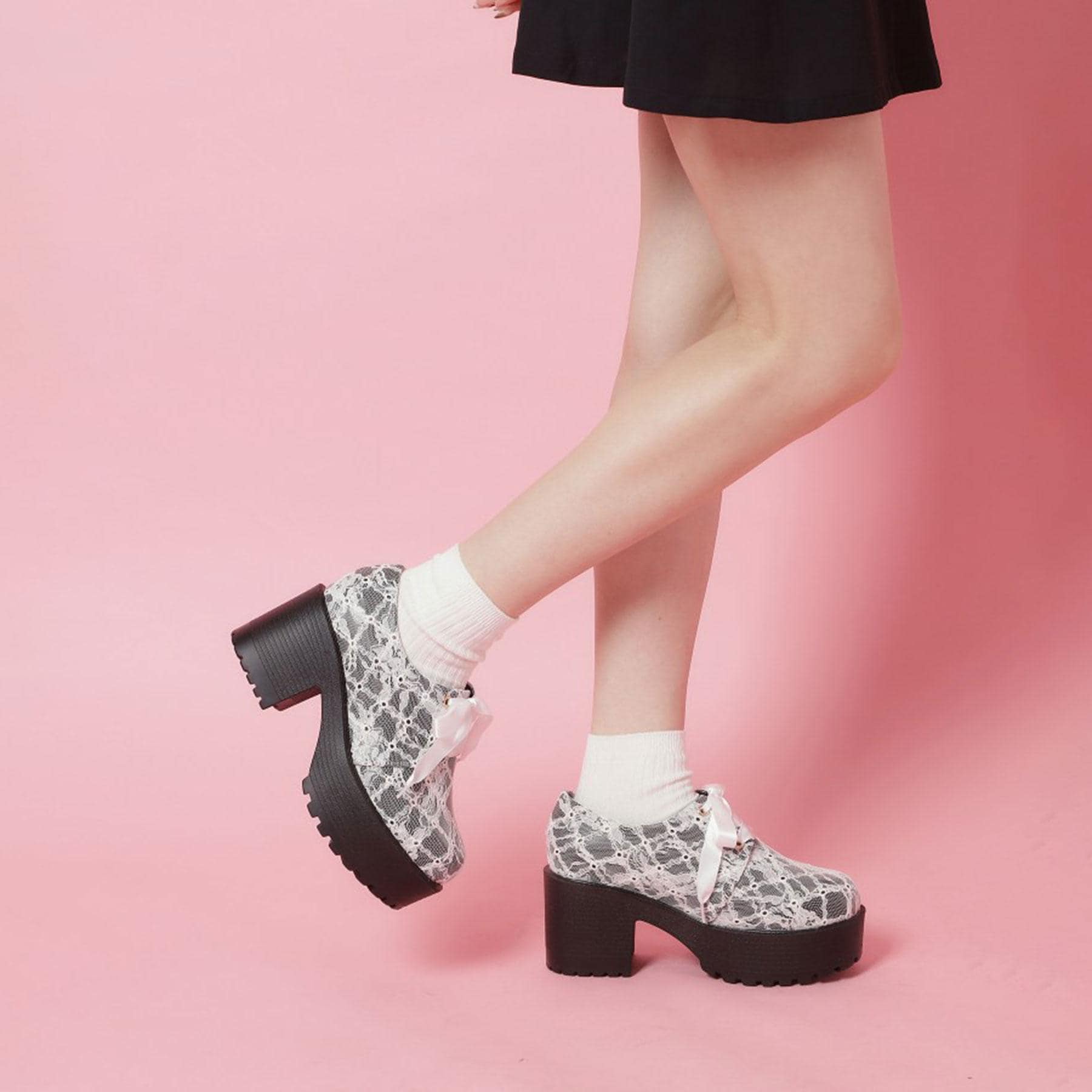 シーエス ティーアンドピー csT&P 厚底サテンリボンレースアップヒールシューズ （ブラック(919)） ブラック(919)