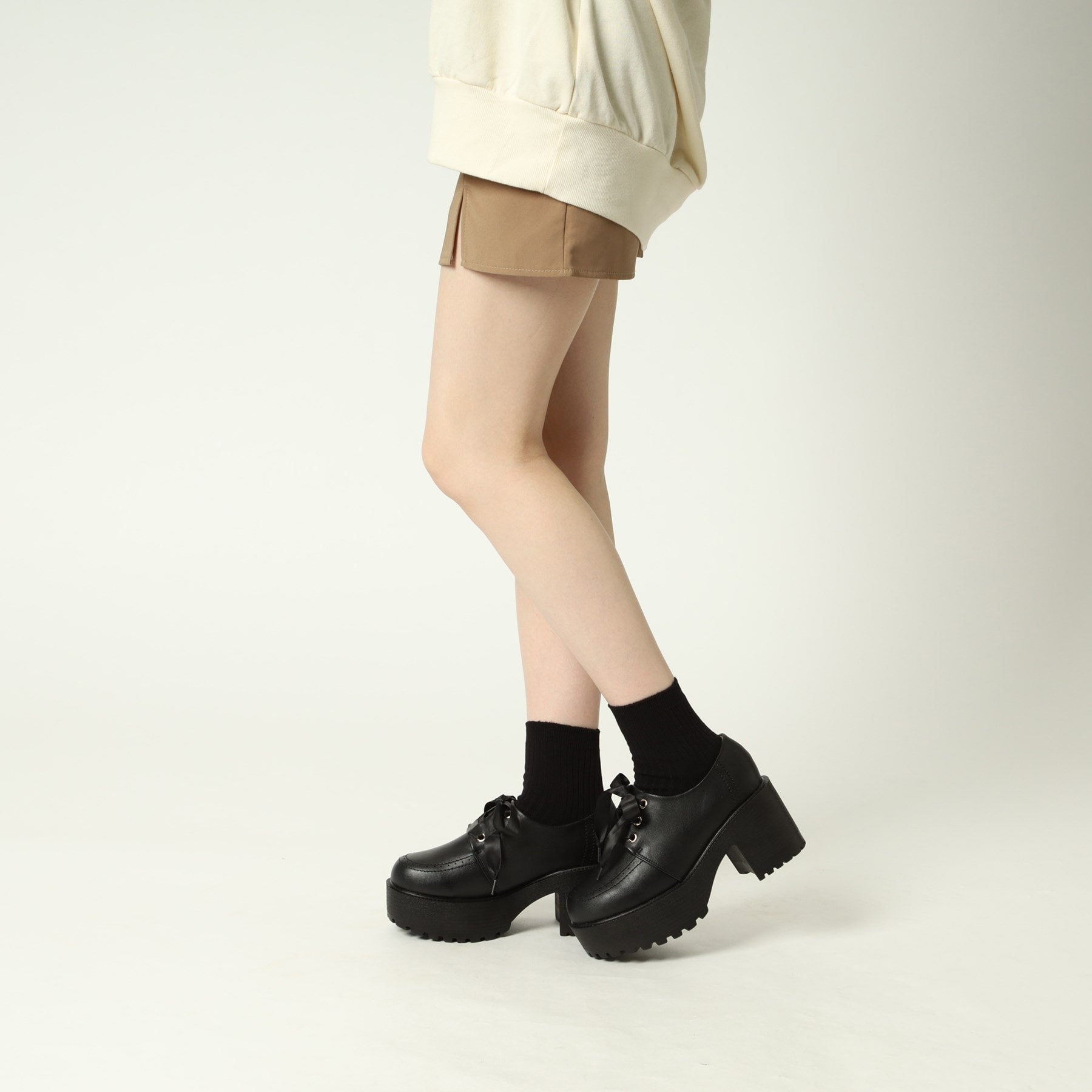 シーエス ティーアンドピー csT&P 厚底サテンリボンレースアップヒールシューズ （ブラック(919)） ブラック(919)