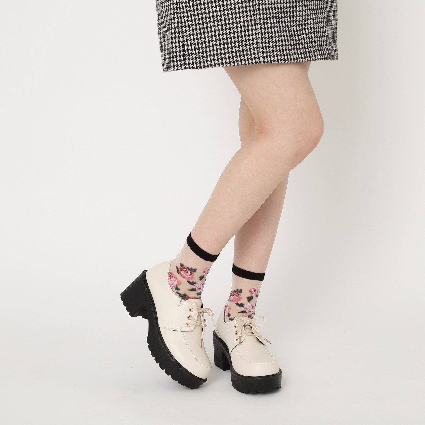 CS T&P Thick-soled Lace-up Pumps